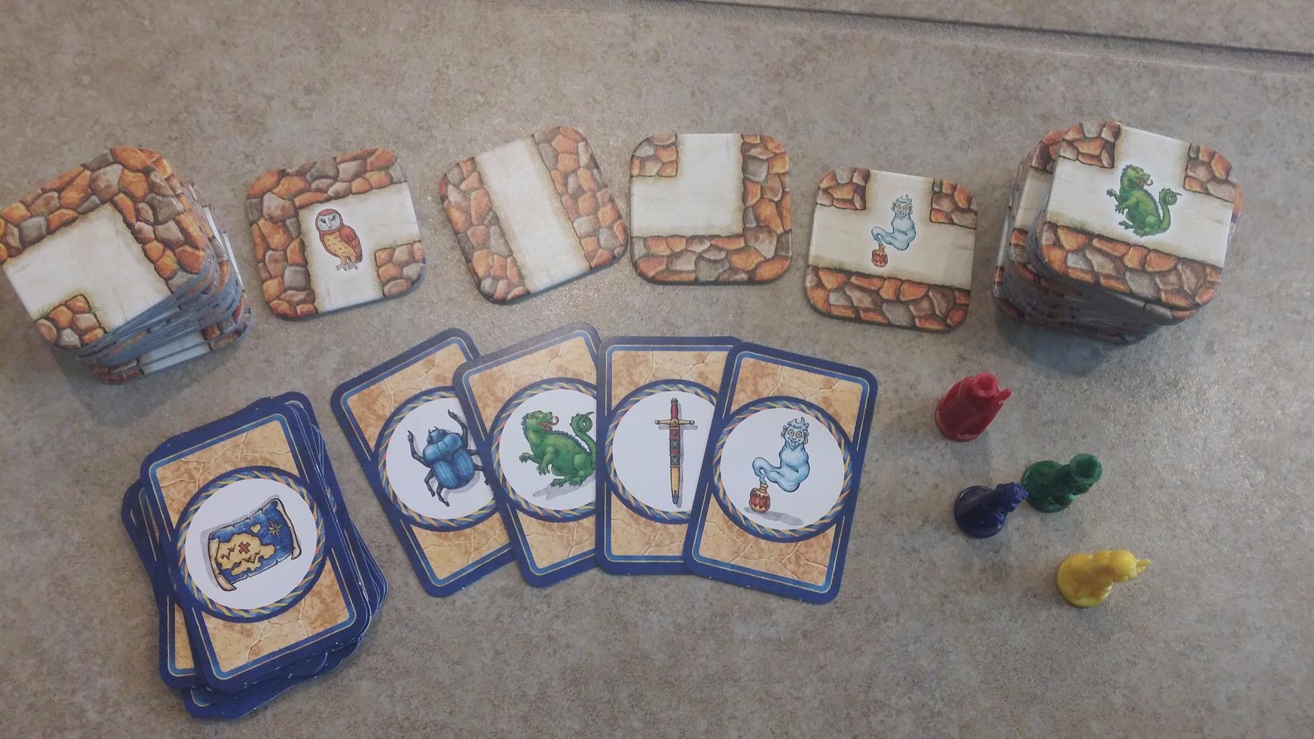 Ravensburger Labyrinth Board Game - A Strategic Maze Challenge for Family Nights - Find Treasures & Block Opponents - MESH Accredited - Great Birthday Gift - 2-4 Players - Kids Ages 7-10 and Older customer photo 2
