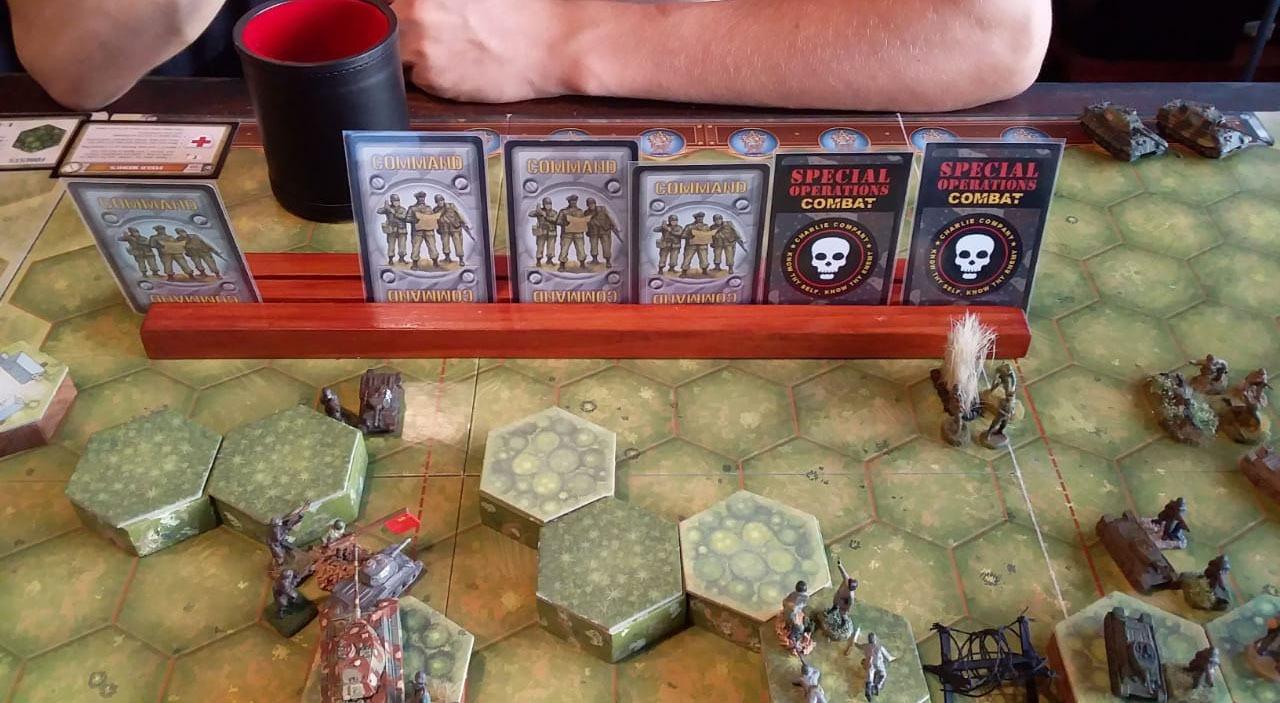 Memoir '44 Board Game - WWII Historical Board Game of Epic Battles! Tabletop Miniatures Strategy Game for Kids & Adults, Ages 8+, 2-8 Players, 30-60 Minute Playtime, Made by Days of Wonder customer photo 1