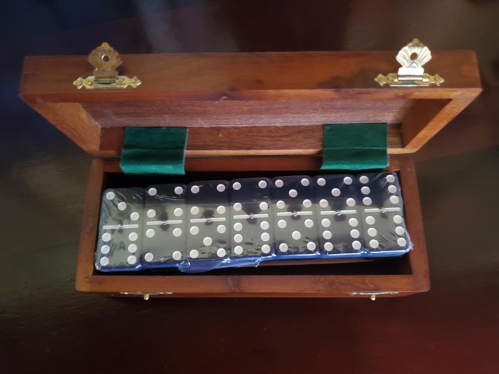 Marion Domino Double Six Black Jumbo Tournament Professional Size with Spinners in Dovetail Sheesham Wood Box customer photo 1