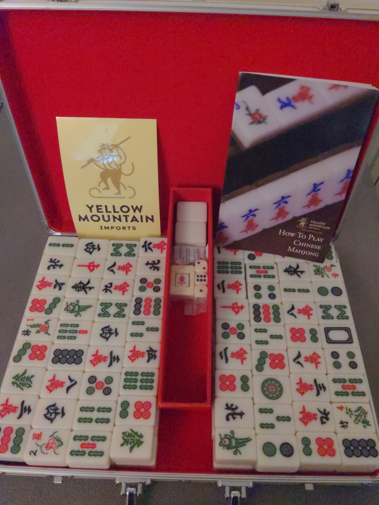 Yellow Mountain Imports Champion-Size Chinese Mahjong Set - 146 Large Melamine Tiles, Dice, Wind Indicator & Aluminum Case customer photo 2