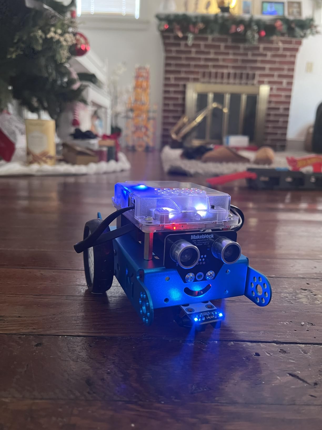 Makeblock mBot Robot Kit, Robotics for Kids Ages 8-12 Learn to Code with Scratch & Arduino, STEM Toys Science Kits for Kids Age 8-12 customer photo 1