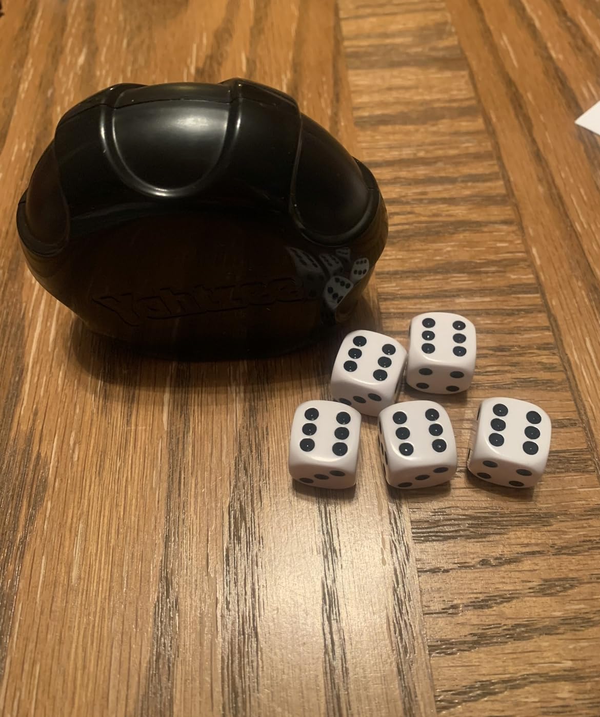 Hasbro Gaming Yahtzee Game, Fast-Playing Dice Games for Kids, Teens, and Adults, Strategy Games, Family Games for Kids, 2 or More Players, Ages 8 and Up customer photo 2