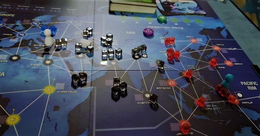 Pandemic Legacy Season 1 Board Game (Blue) - Epic Year-Long Battle Against Deadly Diseases! Cooperative Strategy Game, Ages 13+, 2-4 Players, Made by Z-Man Games customer photo 1