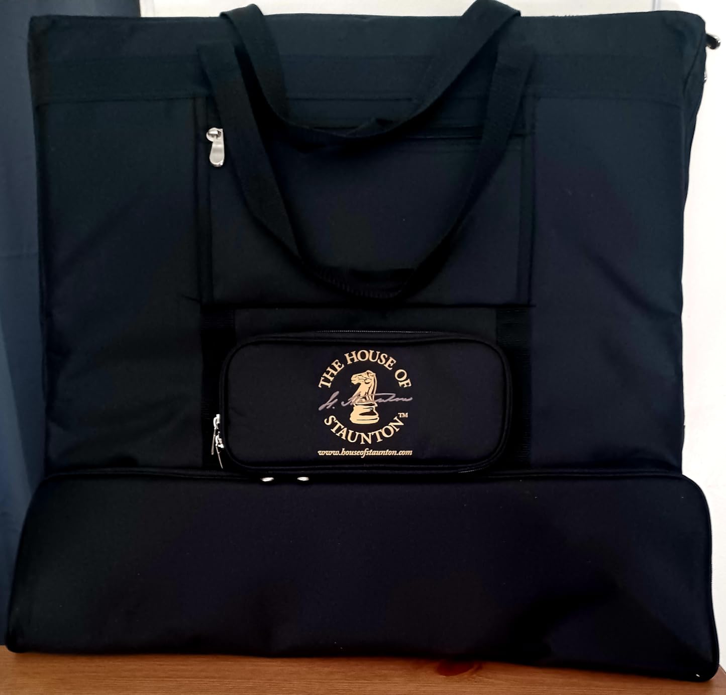 The House of Staunton Deluxe Chess Board Carrying Bag - Small 24