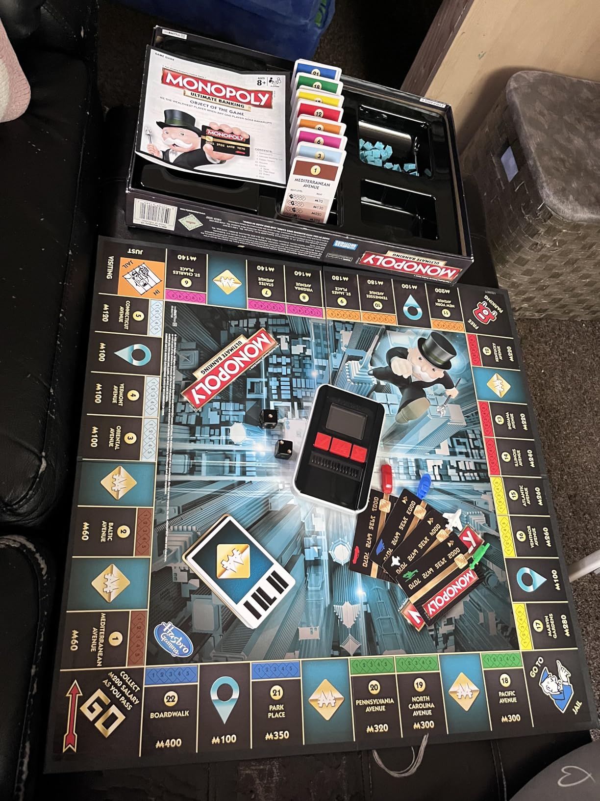 Hasbro Gaming Monopoly Ultimate Banking Edition Board Game for Families and Kids Ages 8 and Up, Electronic Banking Unit (Amazon Exclusive) customer photo 2