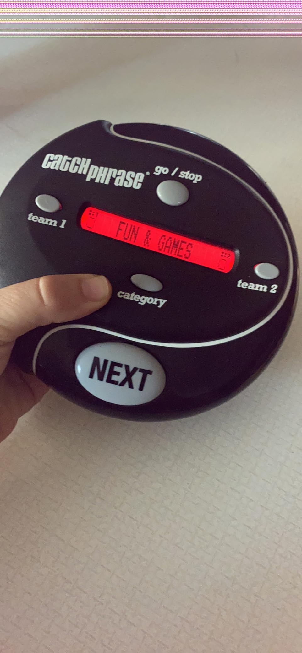 Hasbro Gaming Catch Phrase Electronic Game | Fun Active Handheld Party Games for Adults, Teens, and Kids | 4 or More Players, 2 Teams | Portable Summer Travel Activities | Ages 12+ (Amazon Exclusive) customer photo 1