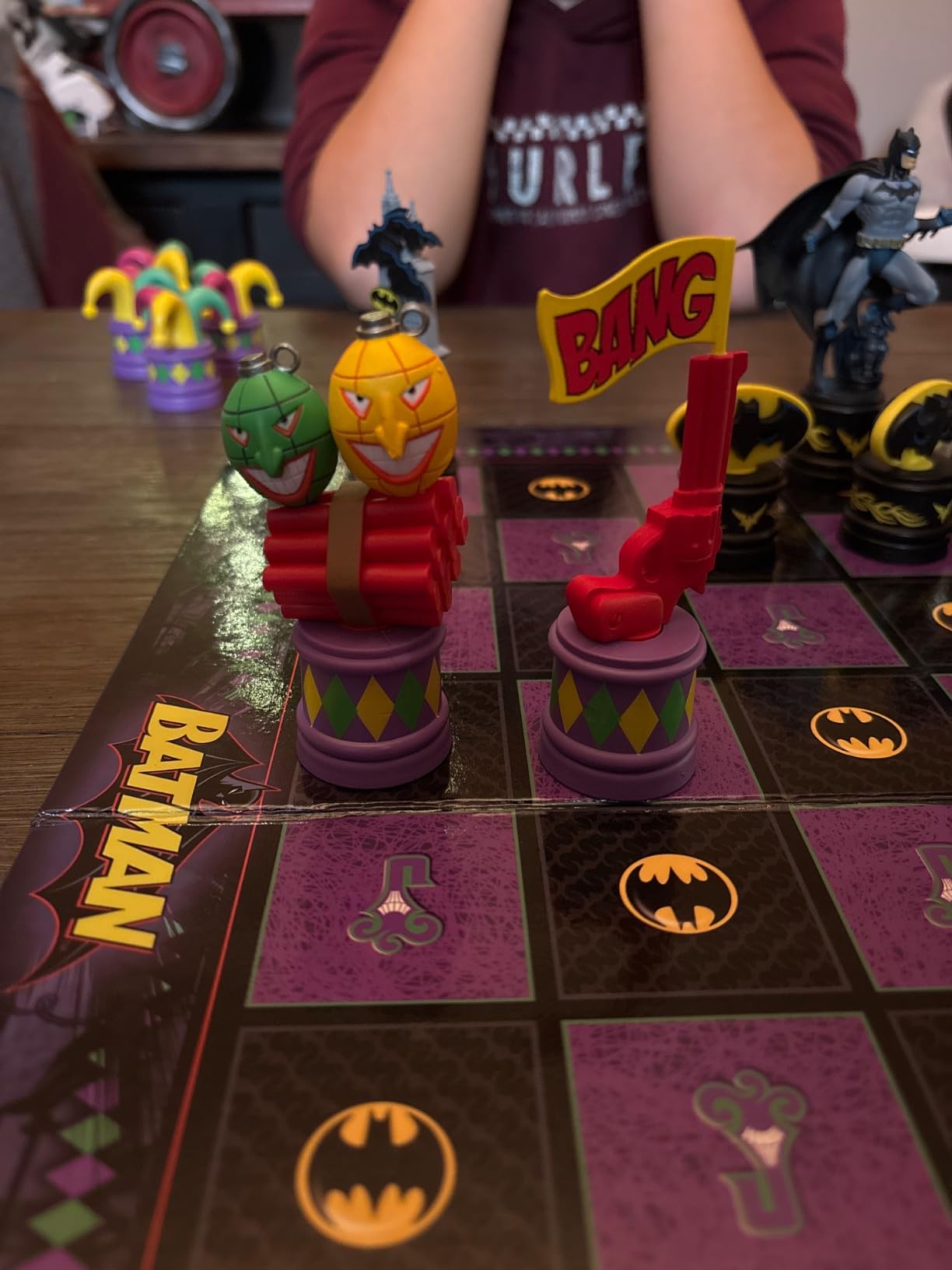 The Noble Collection The Batman Chess Set (The Dark Knight vs The Joker) customer photo 2