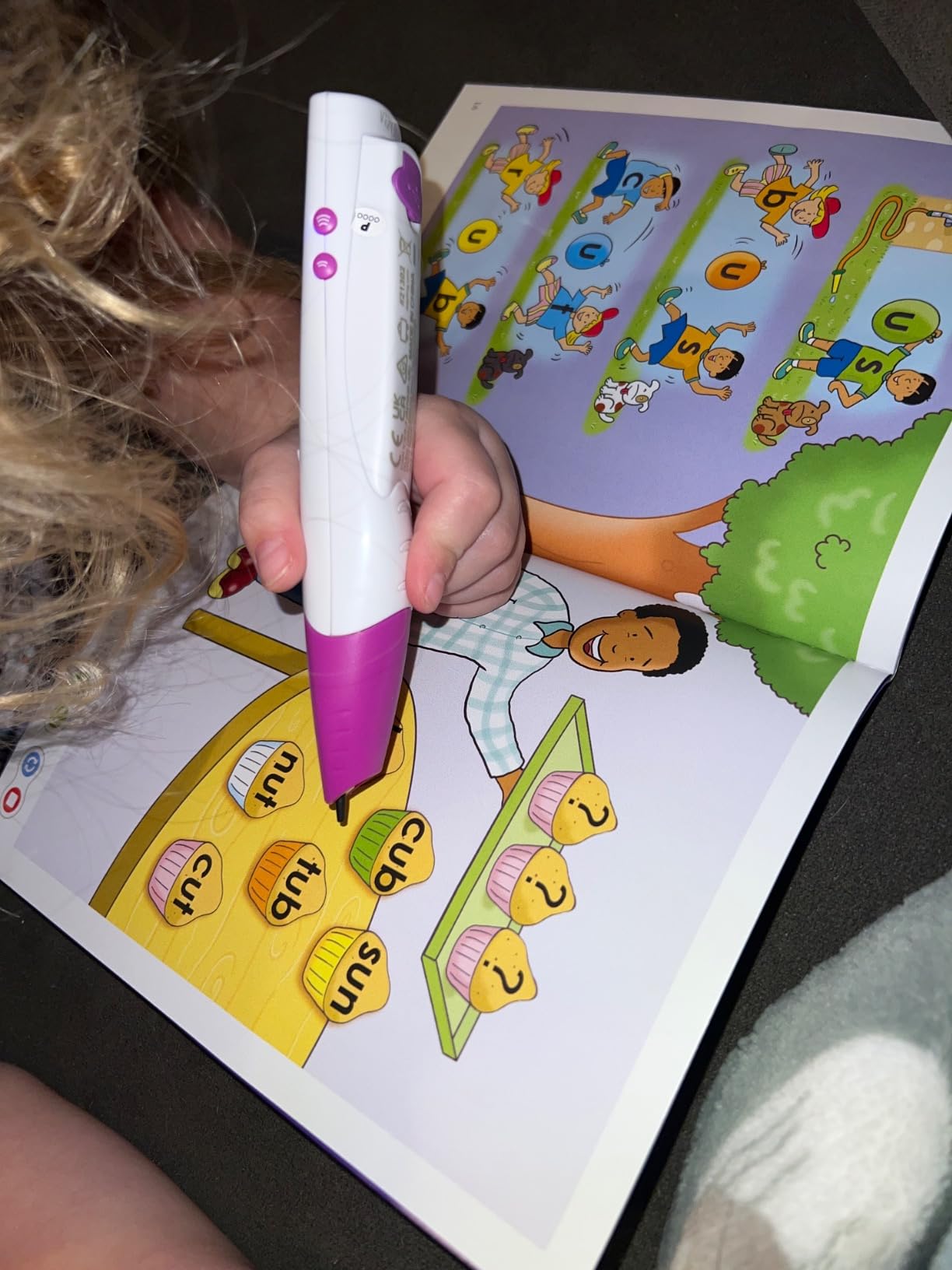 LeapFrog LeapReader System Learn-to-Read 10 Book Mega Pack, Pink customer photo 2