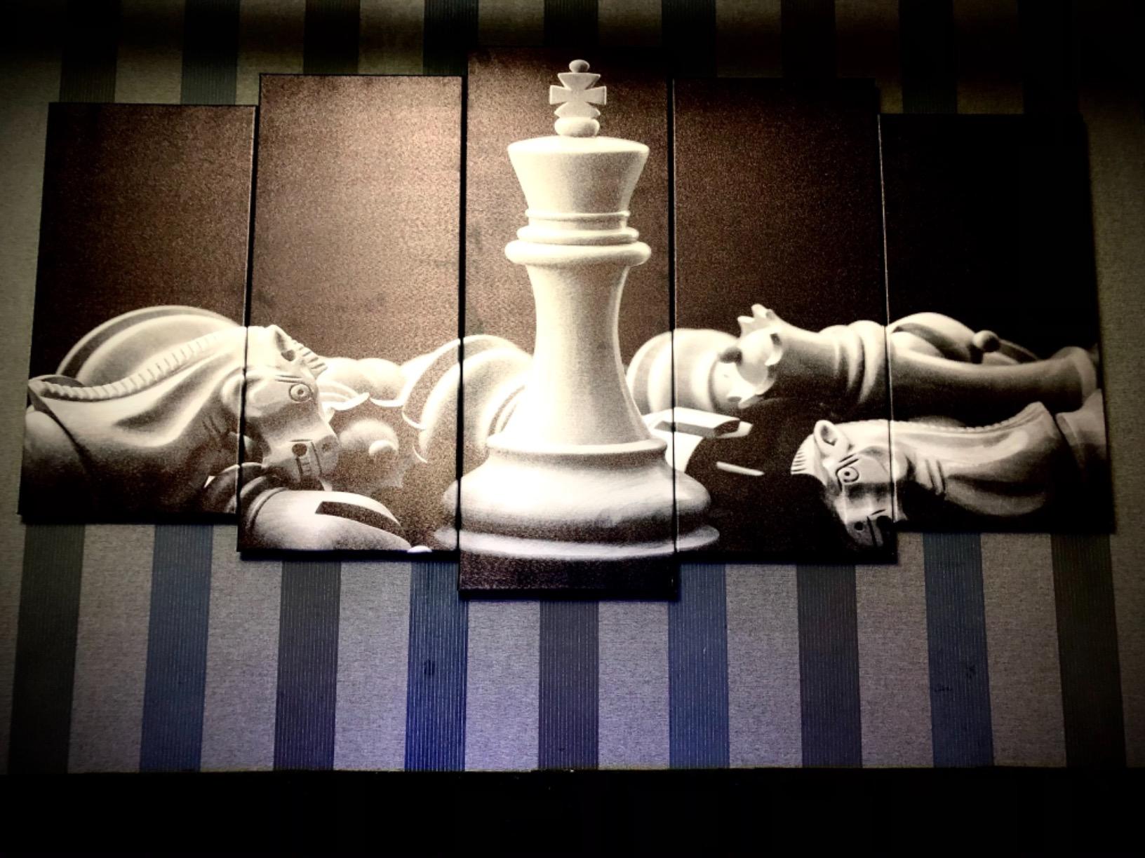 KREATIVE ARTS - Black and White King and Knight of Chess Setup on Canvas Wall Art Paintings 5 Pieces Pictures Prints Poster Art Artworks for Living Room Wall Decor (Medium Size 40x24inch) customer photo 2