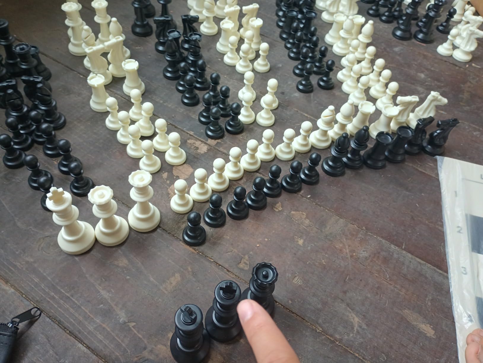 Wholesale Chess Basic Club Sets (5-Pack) customer photo 1