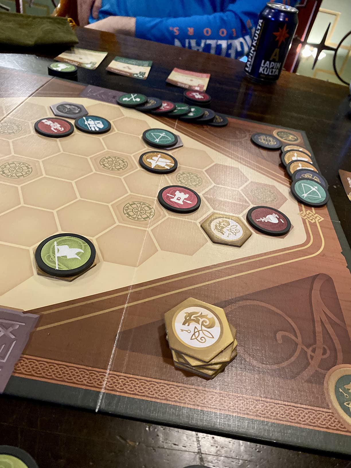AEG War Chest | Manage Army & Battlefield | Bag-Building Medieval Board Game | Abstract Chess Strategy | Easy to Learn | 2 or 4 Players | Ages 14+ customer photo 2