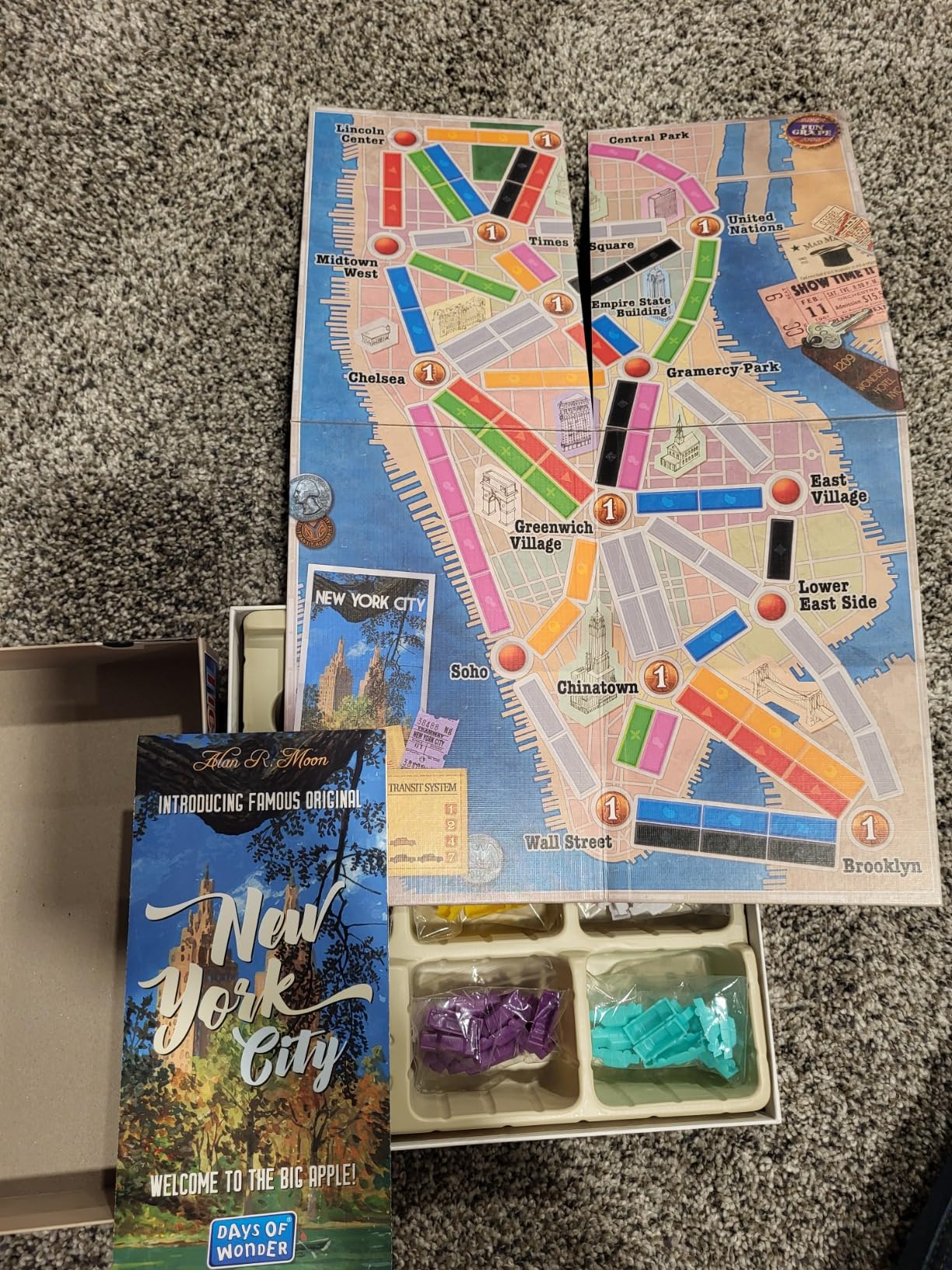 Asmodee Ticket to Ride New York Board Game - Train Route-Building Strategy Game, Fun Family Game for Kids & Adults, Ages 8+, 2-4 Players, 10-15 Minute Playtime customer photo 2