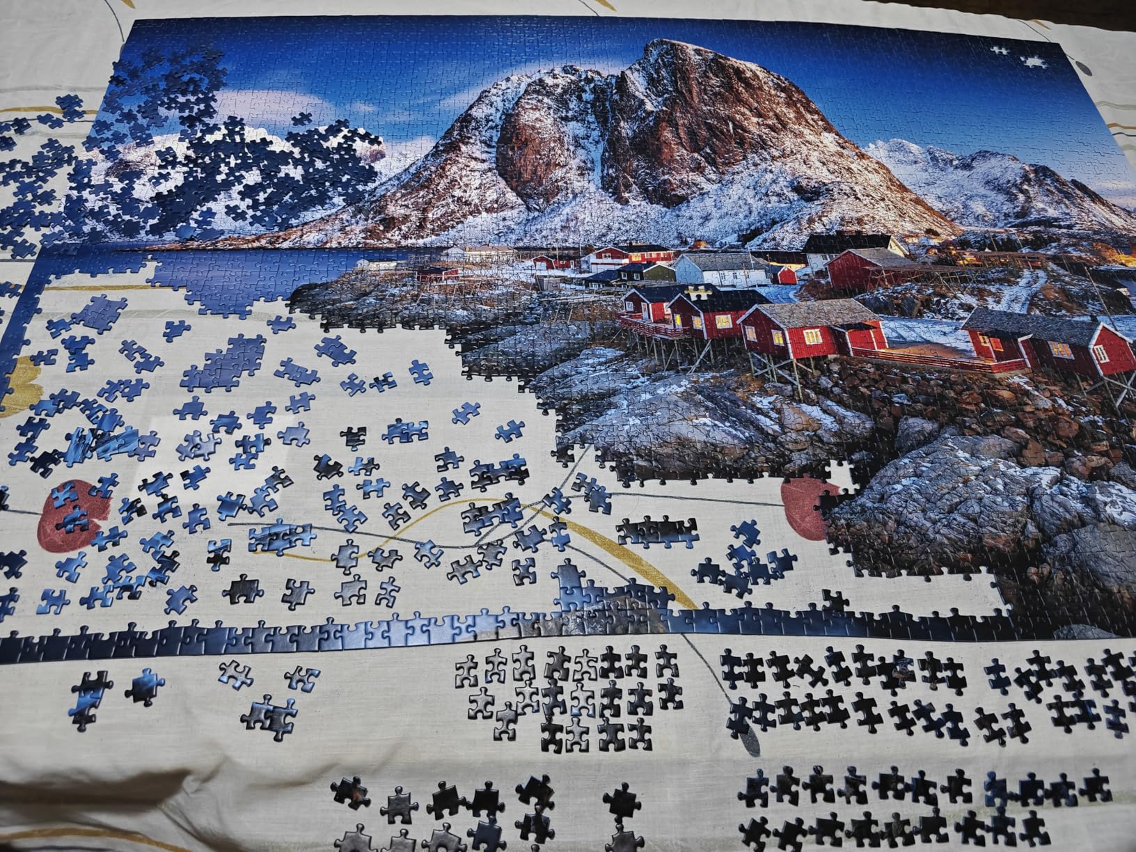 Ravensburger Hamnoy, Lofoten 3000 Piece Jigsaw Puzzle for Adults - 17081 | Premium Quality, Durable Blueboard | Unique Handcrafted Tooling | Perfect Interlocking Fit customer photo 2