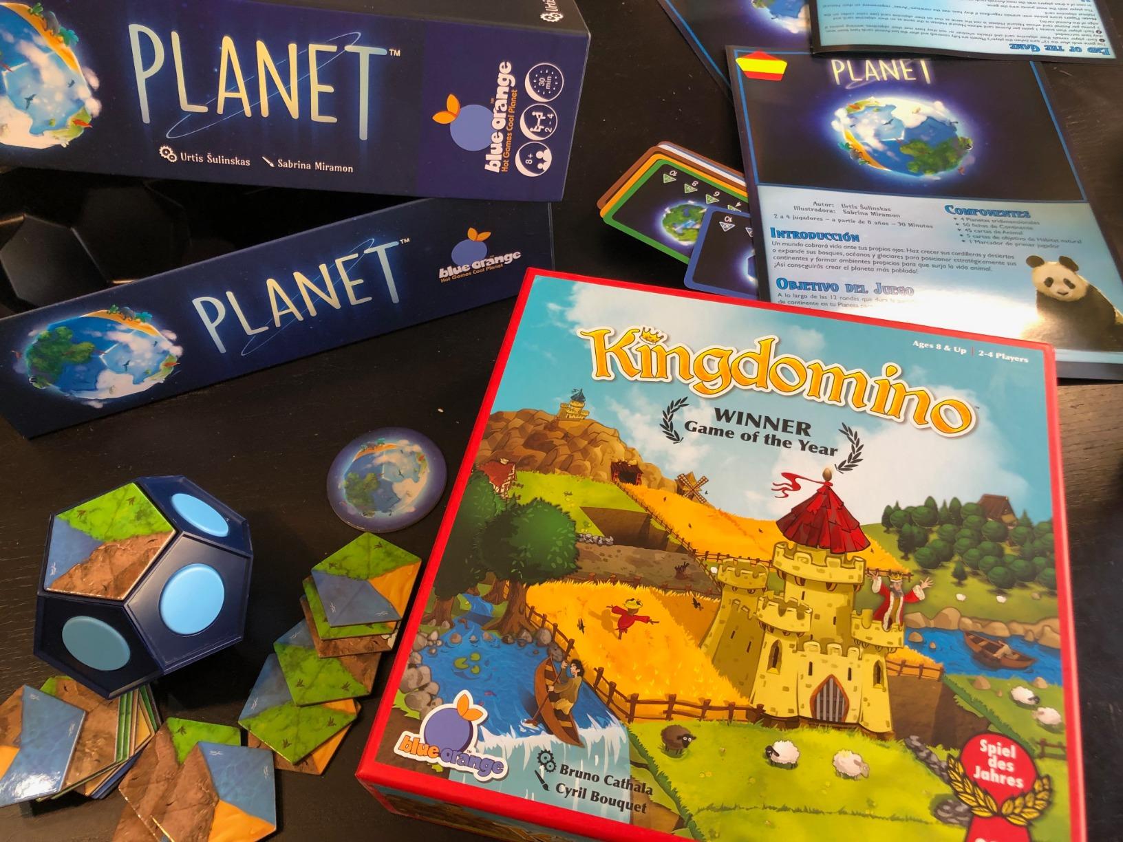 Blue Orange Games Planet Board Game - Award Winning Kids, Family or Adult Strategy 3D Board Game for 2 to 4 Players. Recommended for Ages 8 & Up. customer photo 1