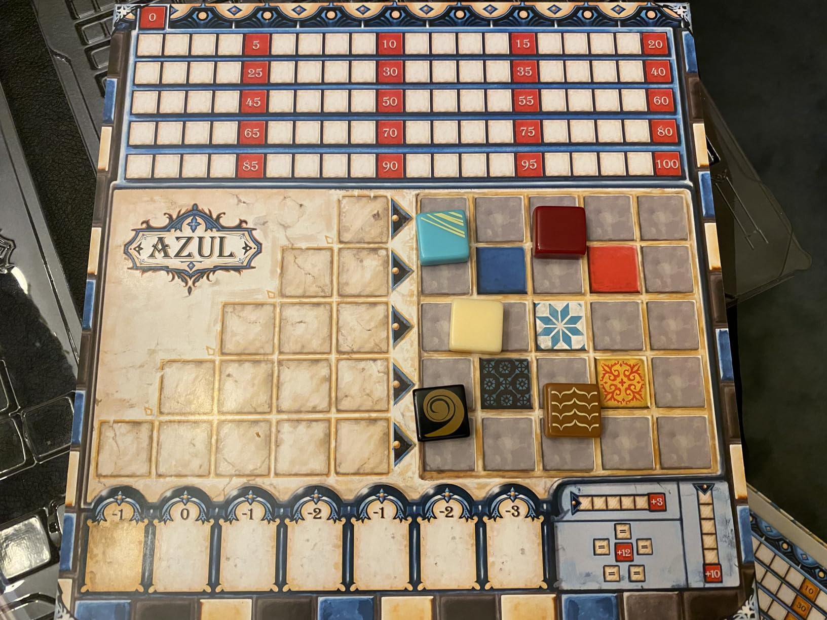 Asmodee Azul Crystal Mosaic Board Game EXPANSION - Tile-Placement Strategy, Family Fun for Kids & Adults, Ages 8+, 2-4 Players, 30-45 Minute Playtime customer photo 1