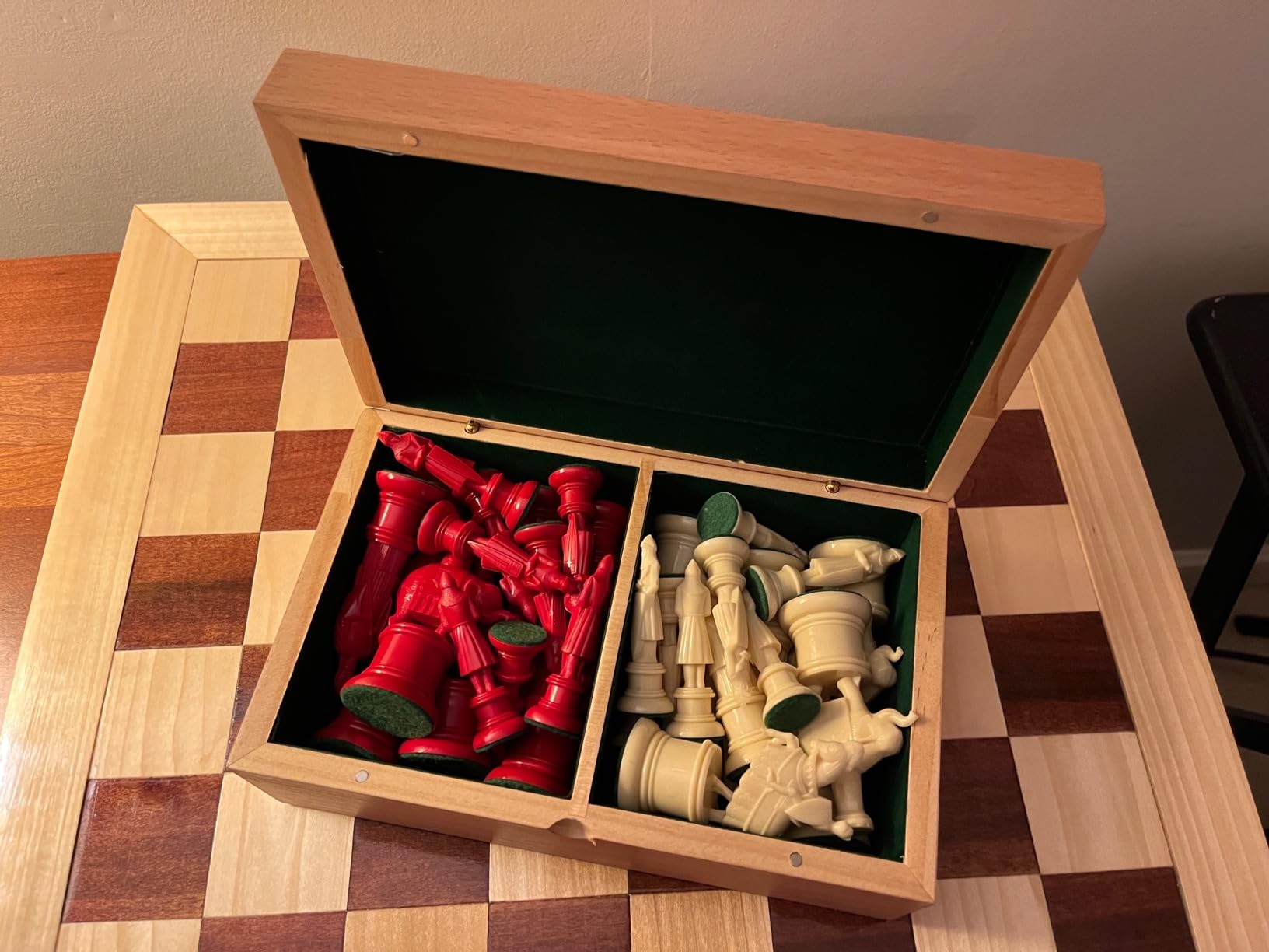 Wooden Storage Box For Standard Size Chess Pieces - Chess Box MUBA Standard customer photo 1