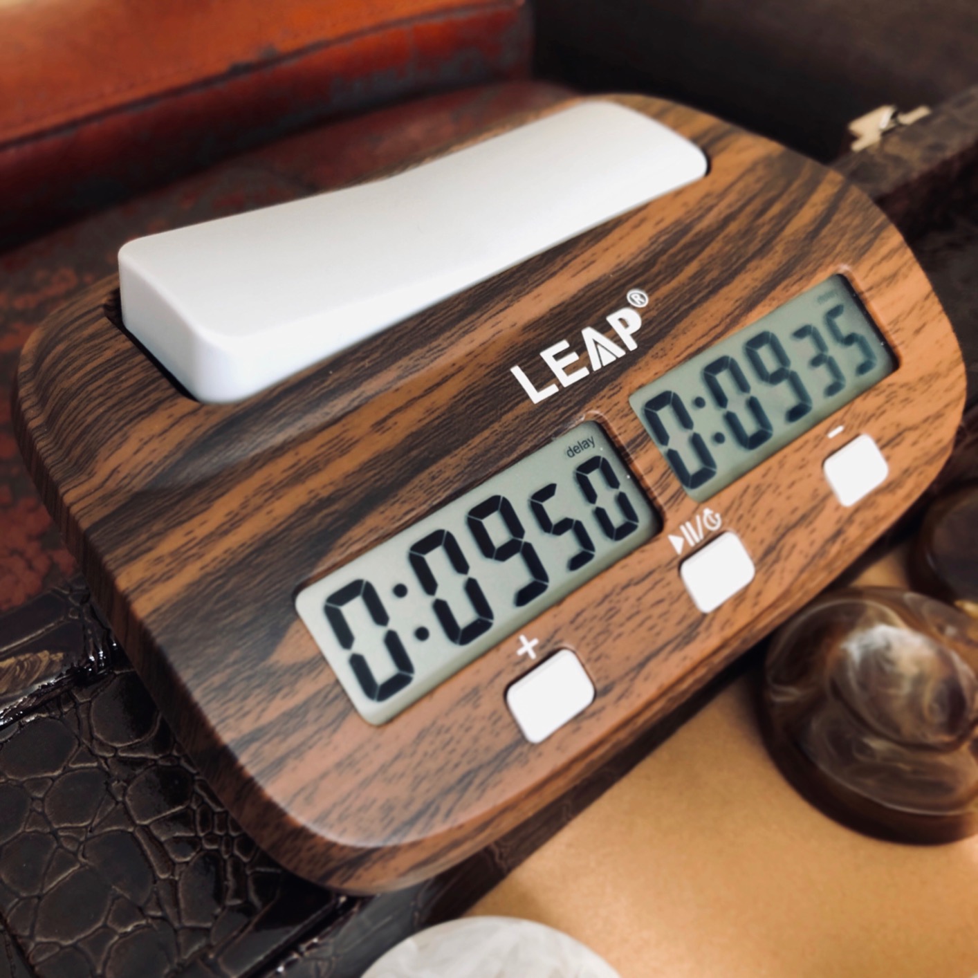 LEAP Chess Clock Digital Chess Timer Professional for Board Games Timer with Alarm Function (Official Store) Wood Appearance customer photo 2
