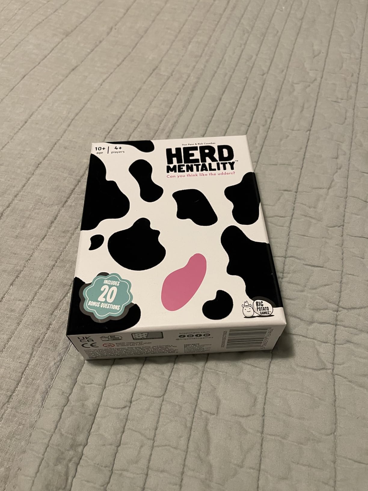 Herd Mentality: Udderly Funny Family Board Game | Easy & Fun for Big Groups of 4-20 Players | Includes 20 Extra Exclusive Questions customer photo 2