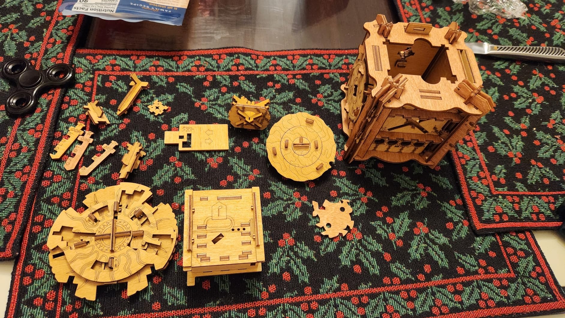 iDventure Cluebox The Trial of Camelot | Escape Room Puzzle Box | Challenging 3D Puzzle | Brain Teaser for Adults | Unique Gift Idea customer photo 2