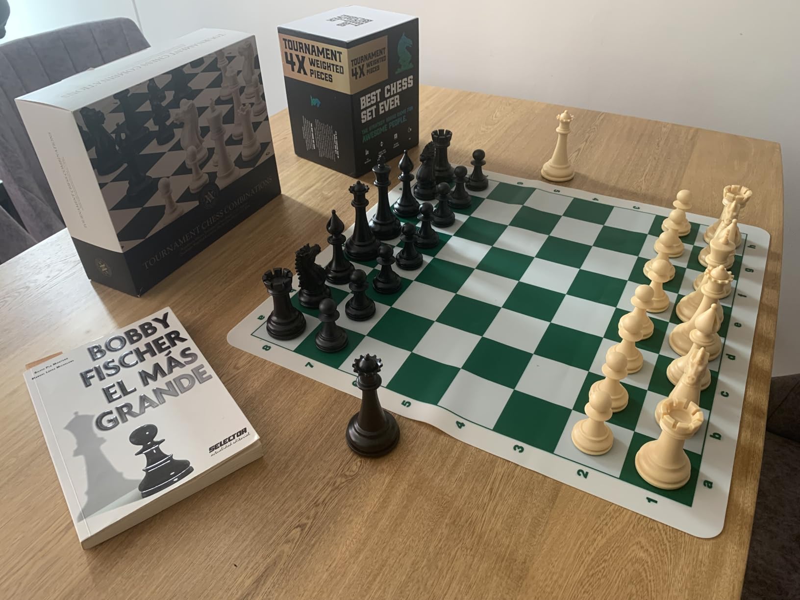 Best Chess Set Ever 3X Tournament Modern Chess Set with Weighted Staunton Pieces, 20x20 Double-Sided Silicone Board, Strategy Guide and Storage Bags for Adults & Kids customer photo 2