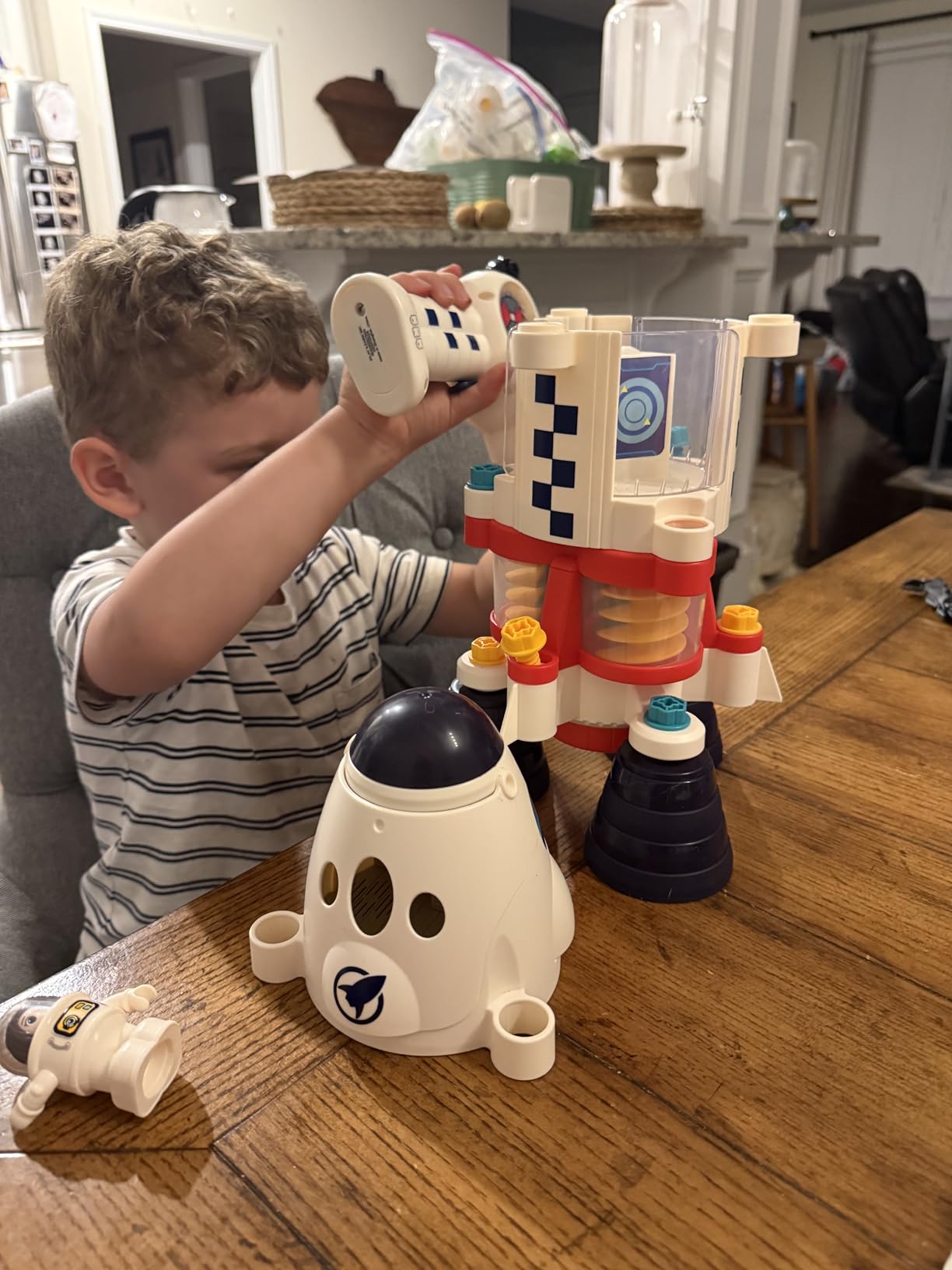 iPlay, iLearn Rocket Outer Space Toys, Kids Spaceship Playset with Space Shuttle, Electric Drill, 2 Astronauts, Educational STEM Take Apart Adventure Gift for 3-8 Year Old Boy Girl customer photo 1