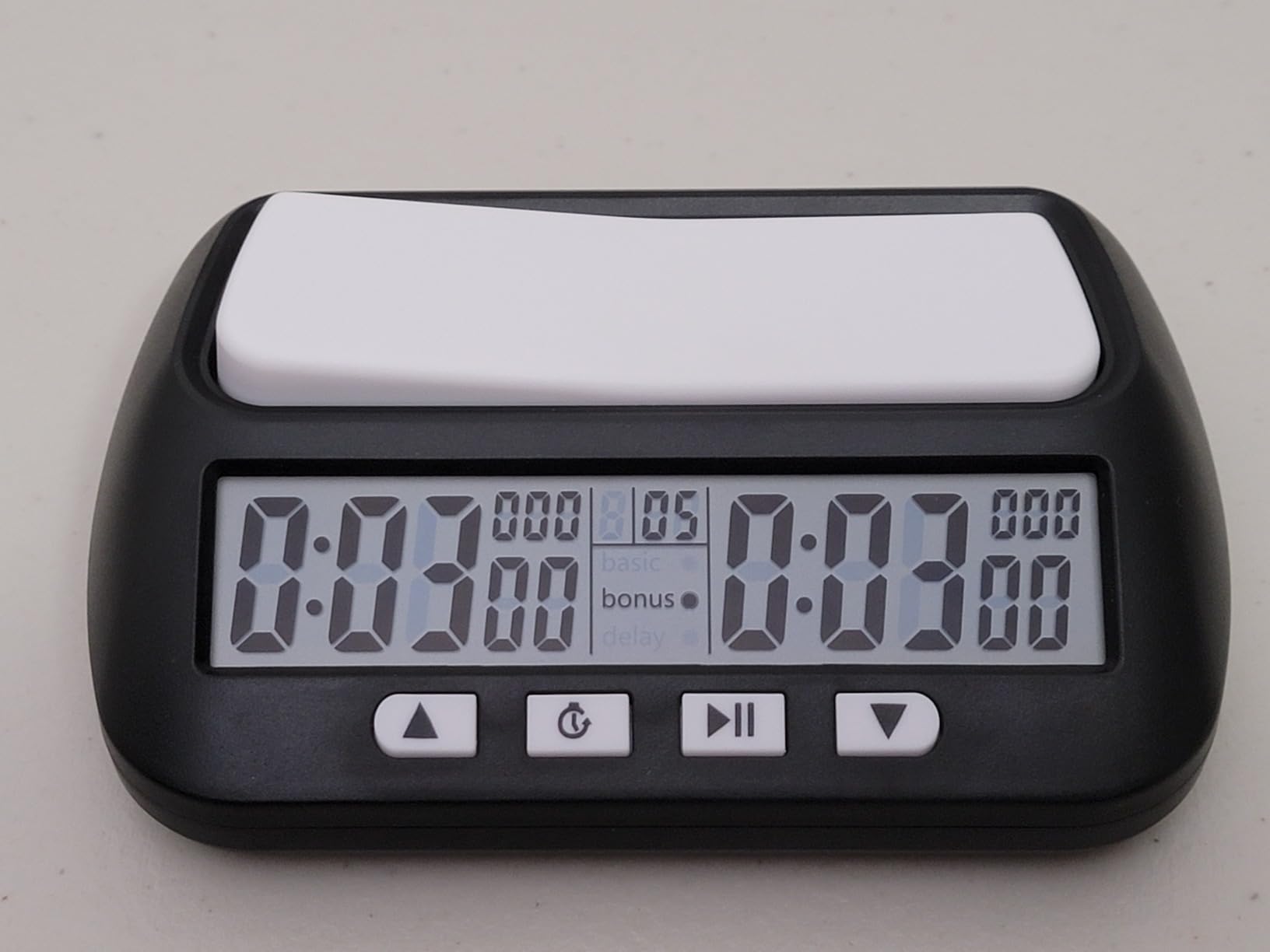 Digital Chess Clock Timer, QINFIEY Chess Timer for Board Games, Professional with Bonus Delay Count Down Up Function, Batteries Included customer photo 2