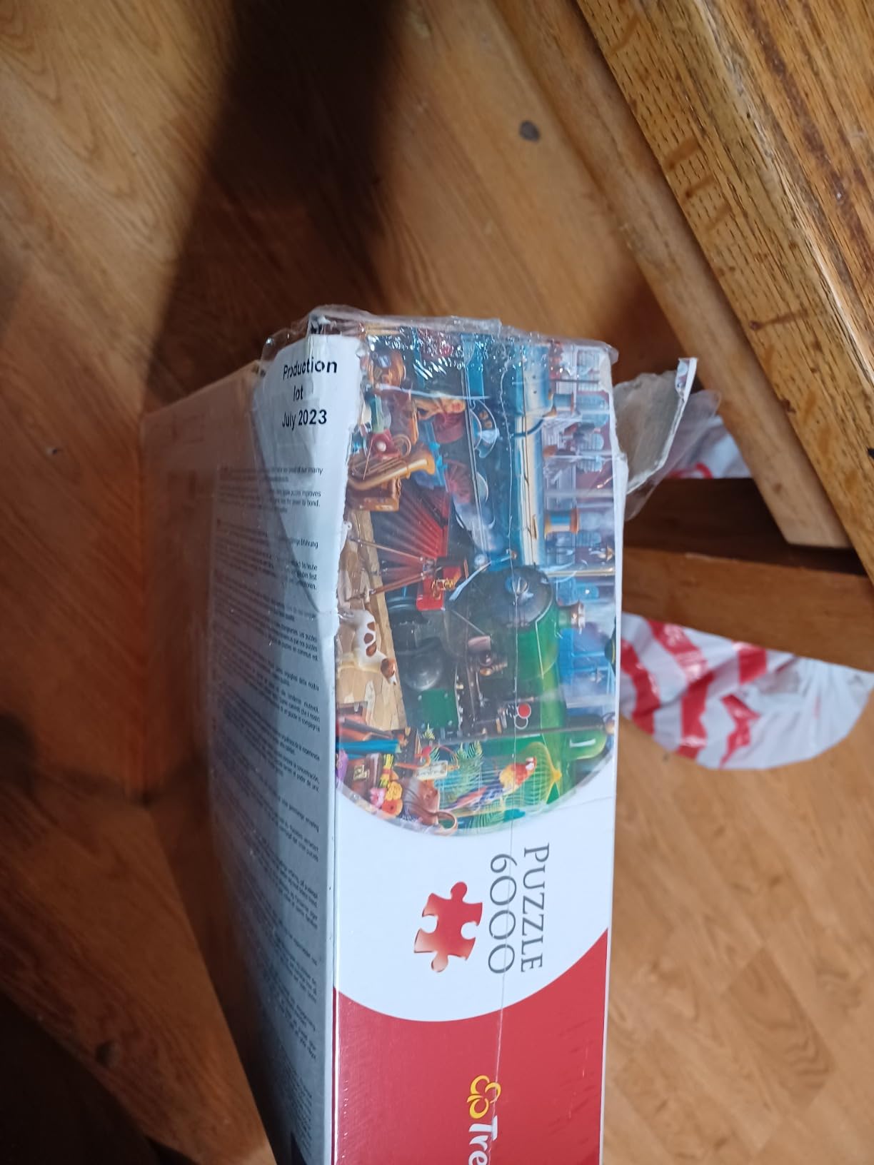 Trefl Train Station 6000 Piece Jigsaw Puzzle Red 54