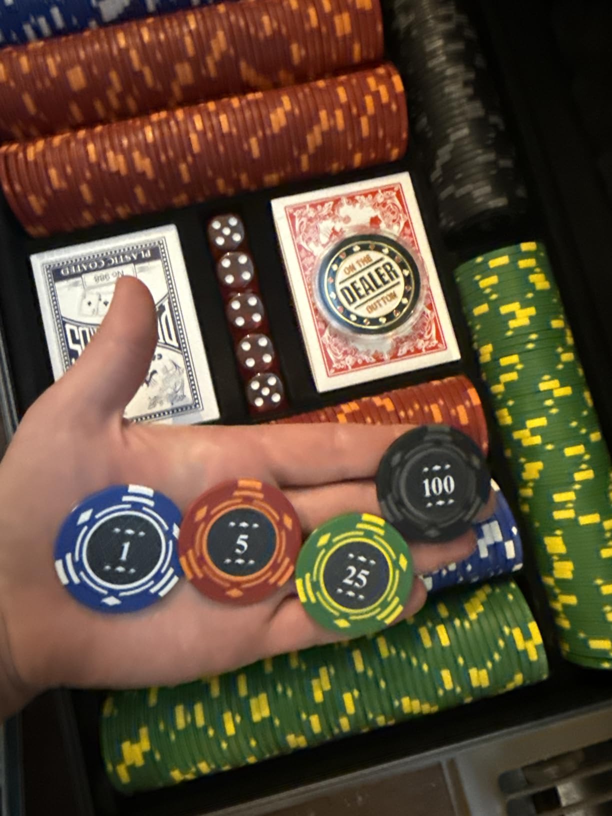 Boyzhood Poker Chips,400PCS 14 Gram Clay Poker Chip Set with Deluxe Travel Case, Numbered Chips,Poker Set for Texas Holdings Blackjack Gambling. customer photo 2