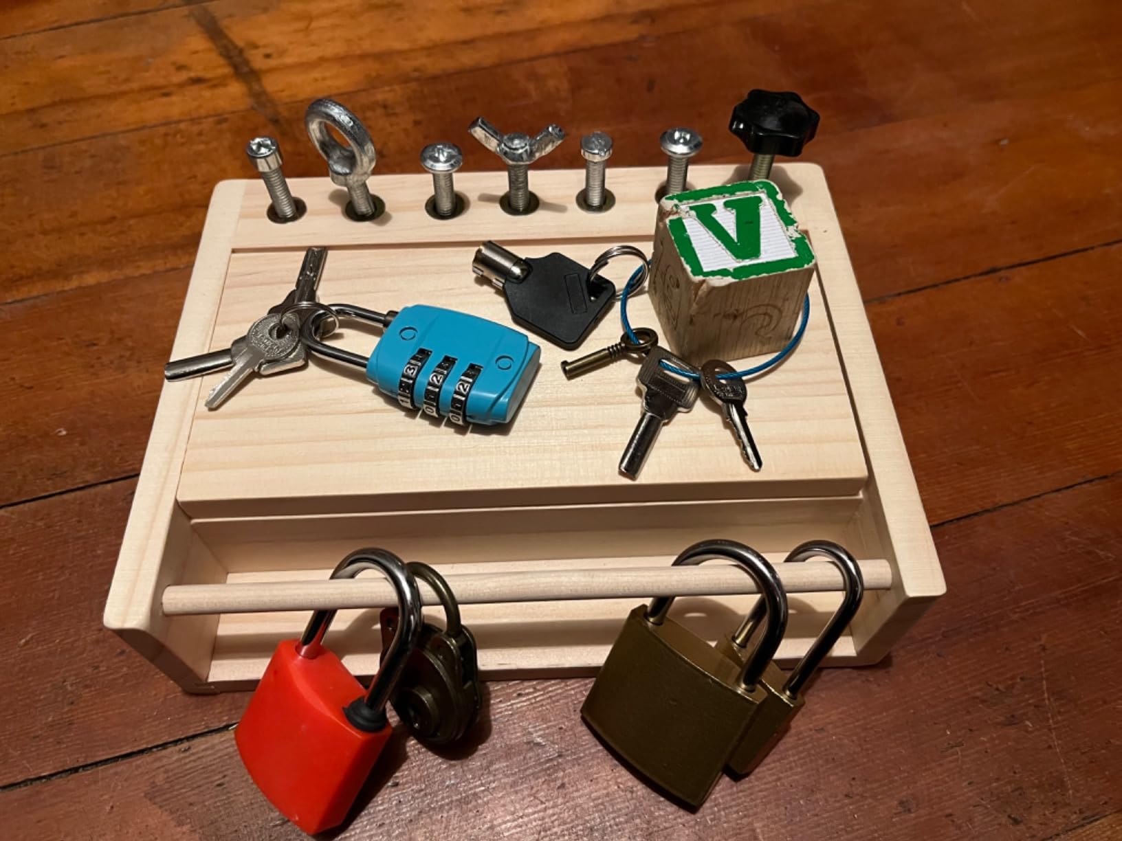 INIFEIDALA Montessori Toys for 3 4 5 Year Old, Montessori Screwdriver Board Set-Lock and Key Toy, Kids Tool Set, Preschool Learning Sensory Activities - Fine Motor Skills - STEM Toys customer photo 2