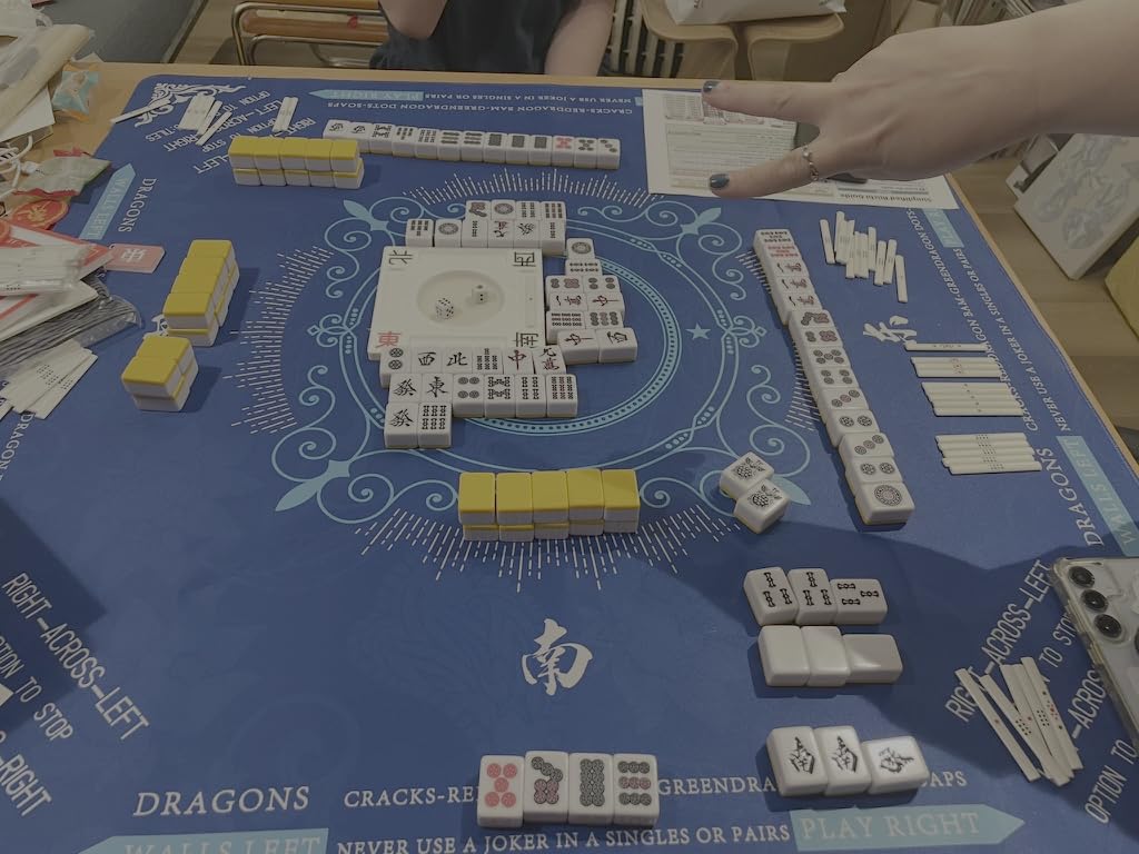 Japanese Riichi Mahjong Set, 144 White and Yellow Tiles - with Black Box, East Wind Tile, Set of Scoring Sticks, and Dices. customer photo 1