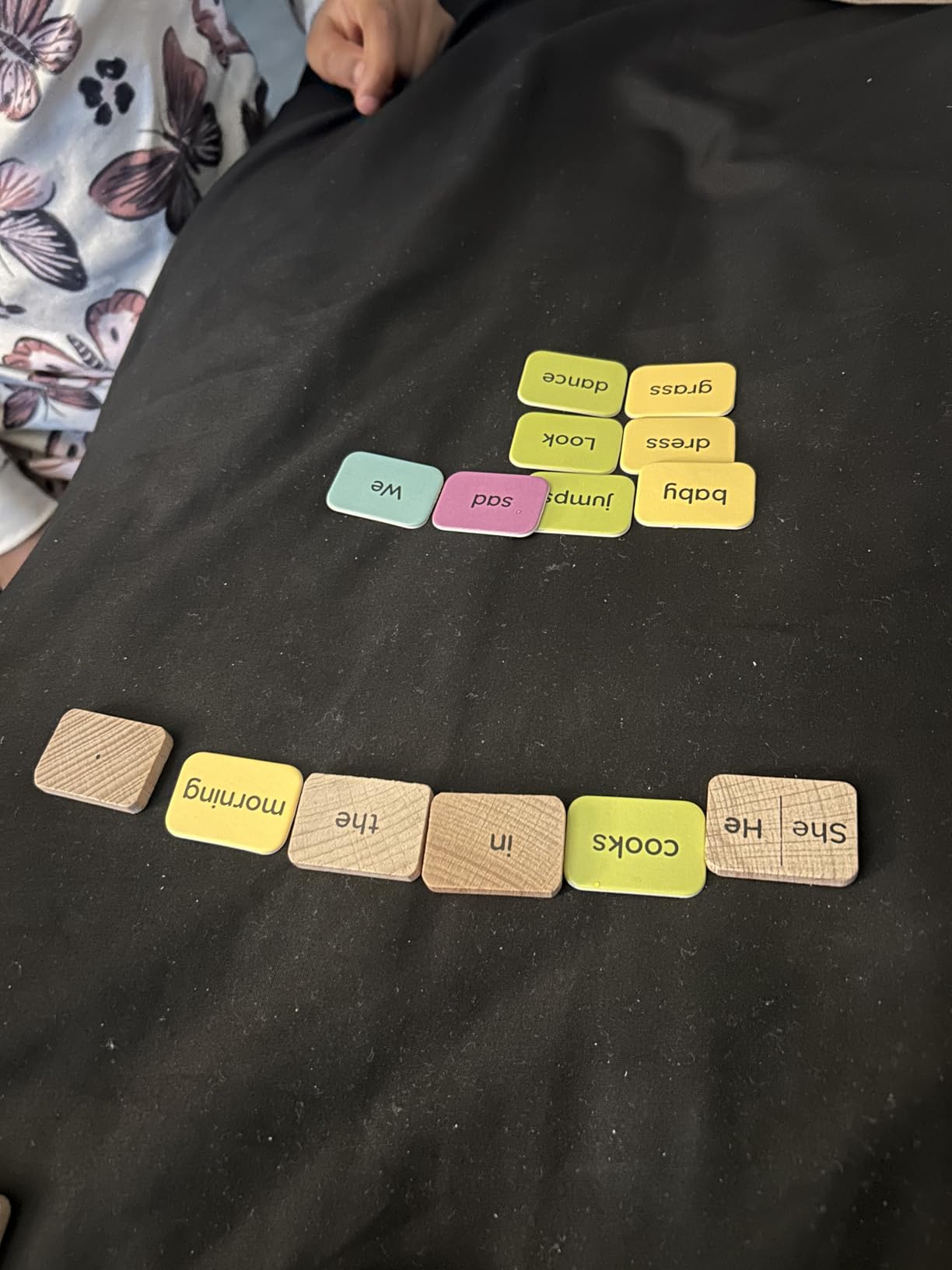Skillmatics Educational Board Game - Sentence Search, Learning Toy for Kids, Sentence Building Activity, Creative Word Play, Screen-Free Fun, 120+ Tiles (1.3 x 1 Inches), Gifts for Ages 5, 6, 7, 8 customer photo 1