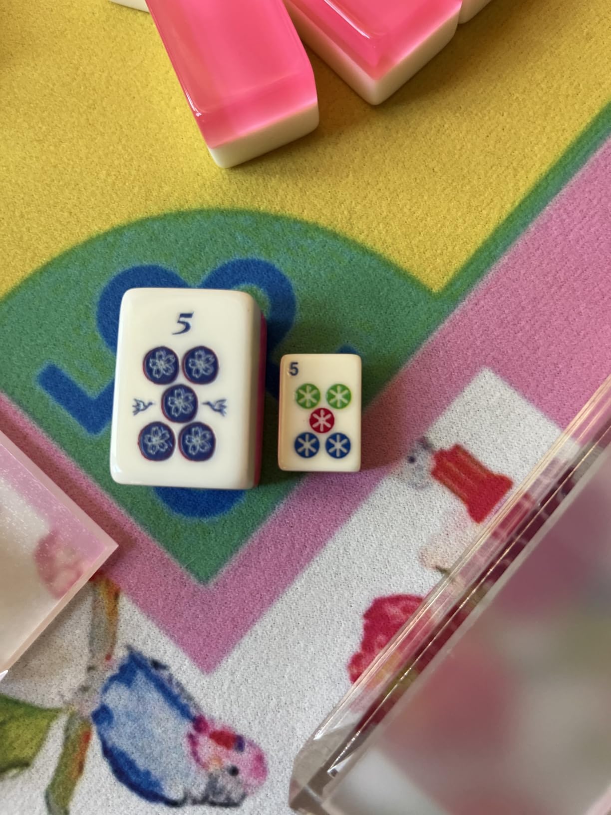 Soulchen Mini American Mahjong Tile Set Include 160 0.8 Inch Mahjong Tiles 2 Dice 4 Wooden Rulers 1 Accessory Bag 4 Beginner Rule Cards (Travel) customer photo 1