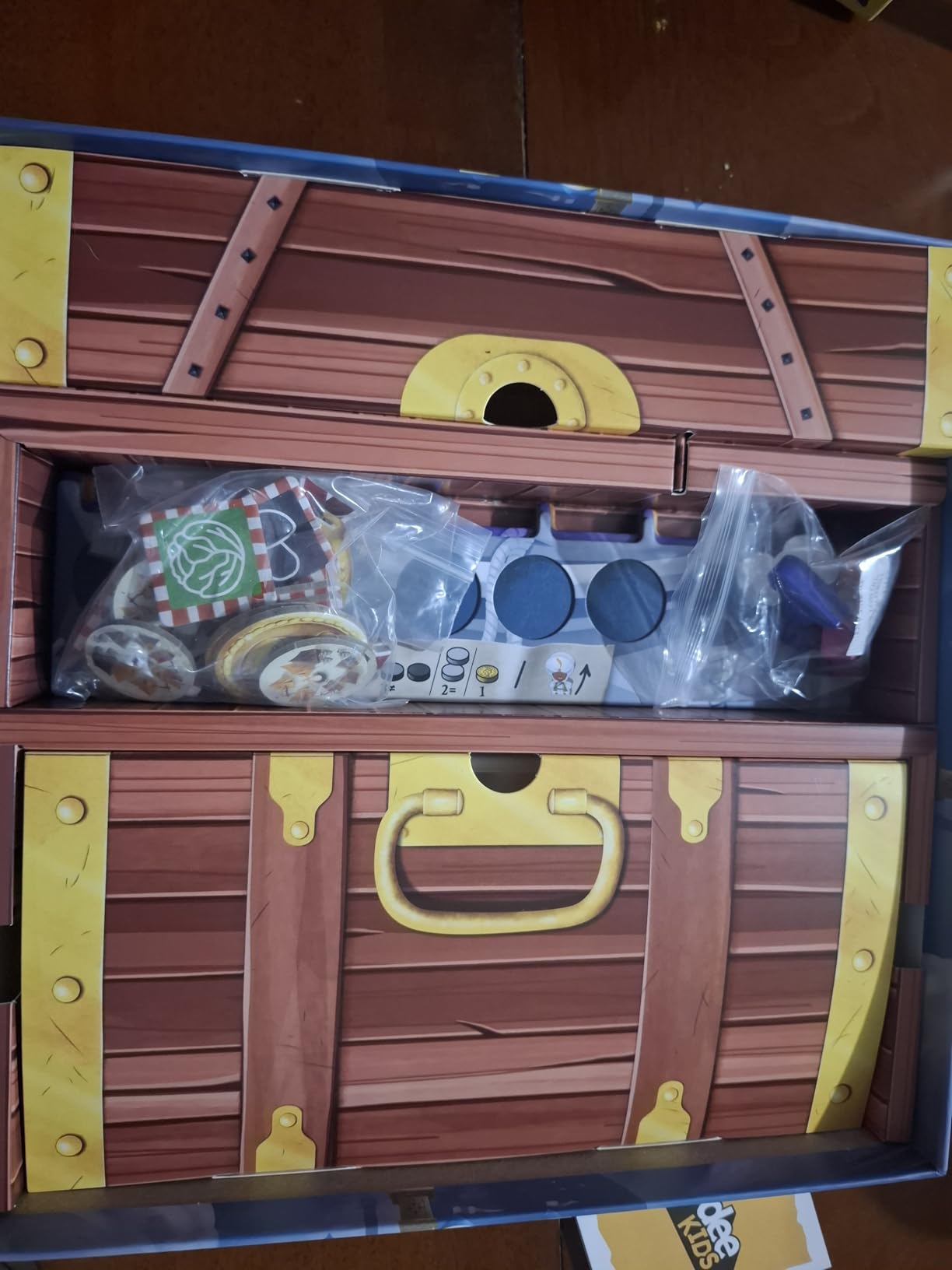 Asmodee Splendor Kids Board Game - Resource Collection & Kingdom Adventure Strategy Game for Family, Kids & Adults, Ages 6+, 2-4 Players, 25 Minute Playtime customer photo 2