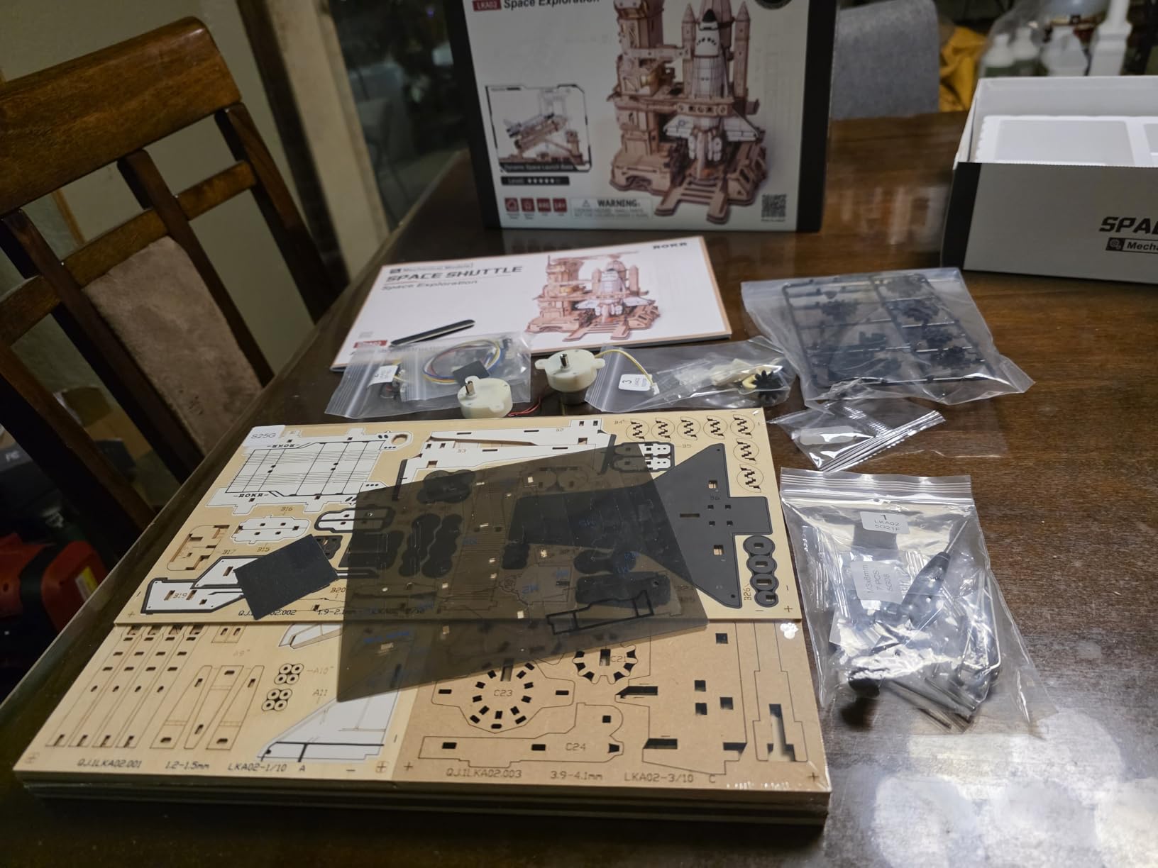 3D Puzzles Space Shuttle-Dynamic Launch Base with Motorized Lift, LED Light Effects, 1:420 Scale Collectible Building Kit customer photo 2