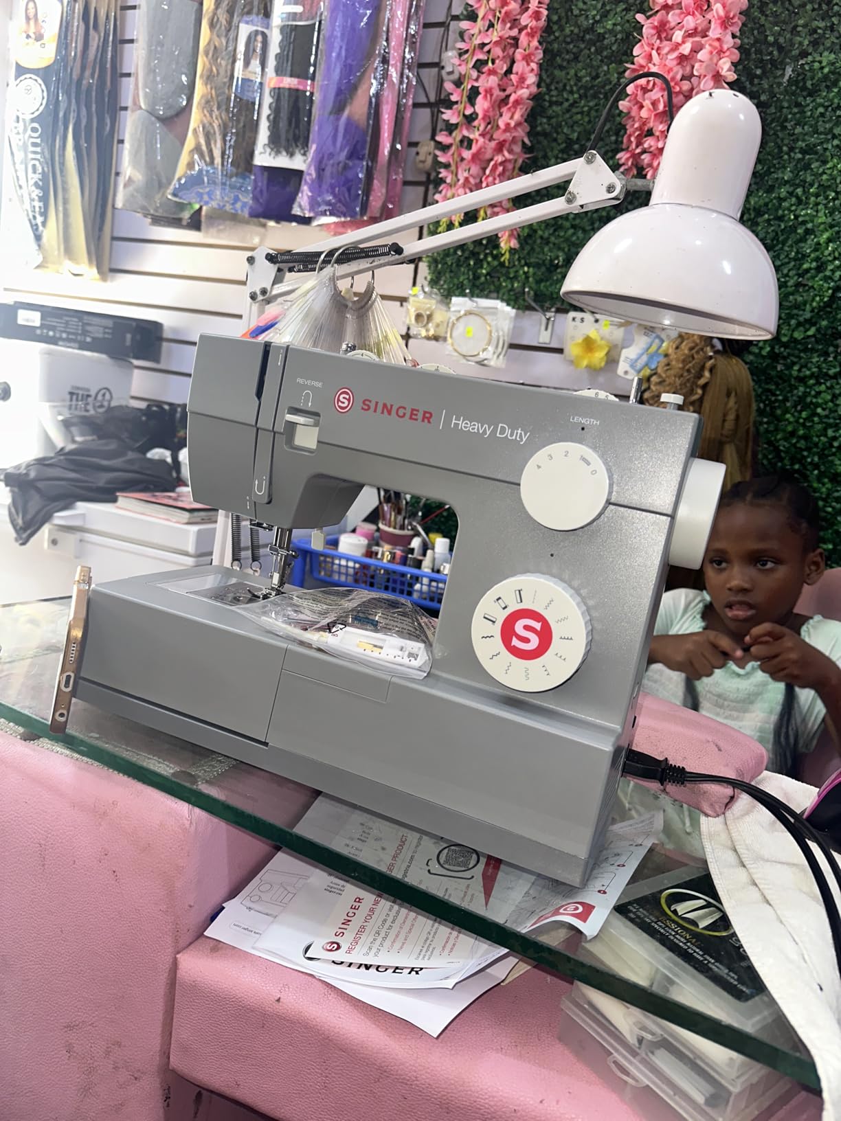 SINGER Heavy Duty 4411 (Grey) High Speed Sewing Machine + Accessories | 11 Built-In Stitches Deliver 69 Stitch Applications | Metal Frame, 4-Step Buttonhole customer photo 1