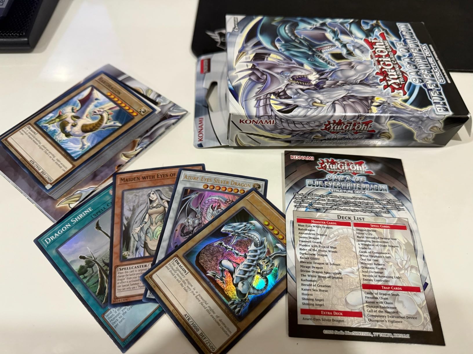 Konami Saga of Blue Eyes White Dragon Structure Deck customer photo 1