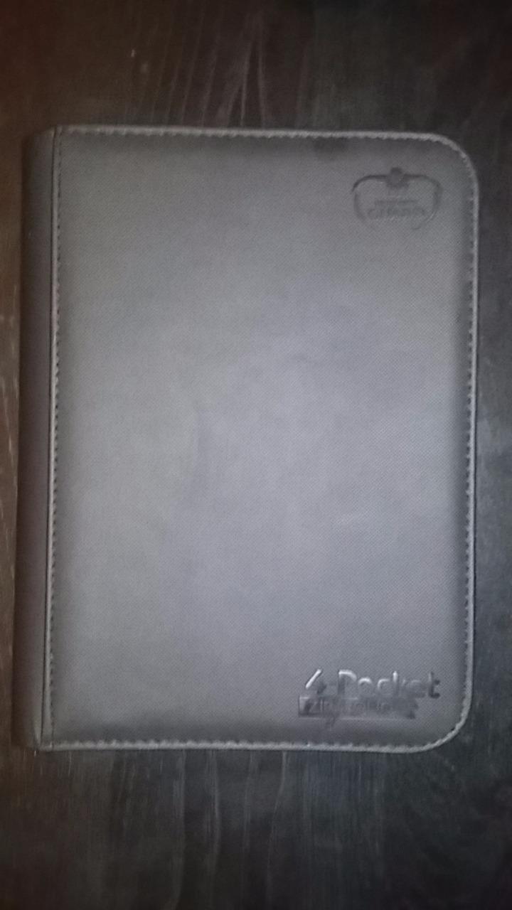 Ultimate Guard Zipfolio 360 - 18 Pocket Xenoskin Blue customer photo 2