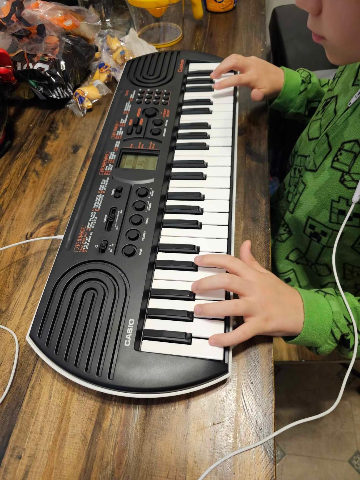 Casiotone SA-81 - Compact Keyboard with 100 Tones & 50 Rhythms | Fun for Beginners | Great for Music Practice and Learning customer photo 1