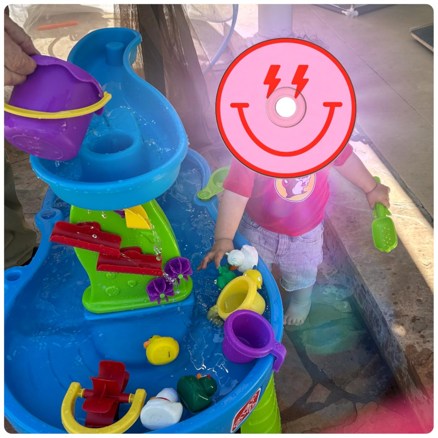 Step2 Rain Showers Splash Pond Water Table, Kids Water and Sand Activity Sensory Playset, 13 Piece Accessories, For Toddlers 1.5+ Years Old customer photo 1