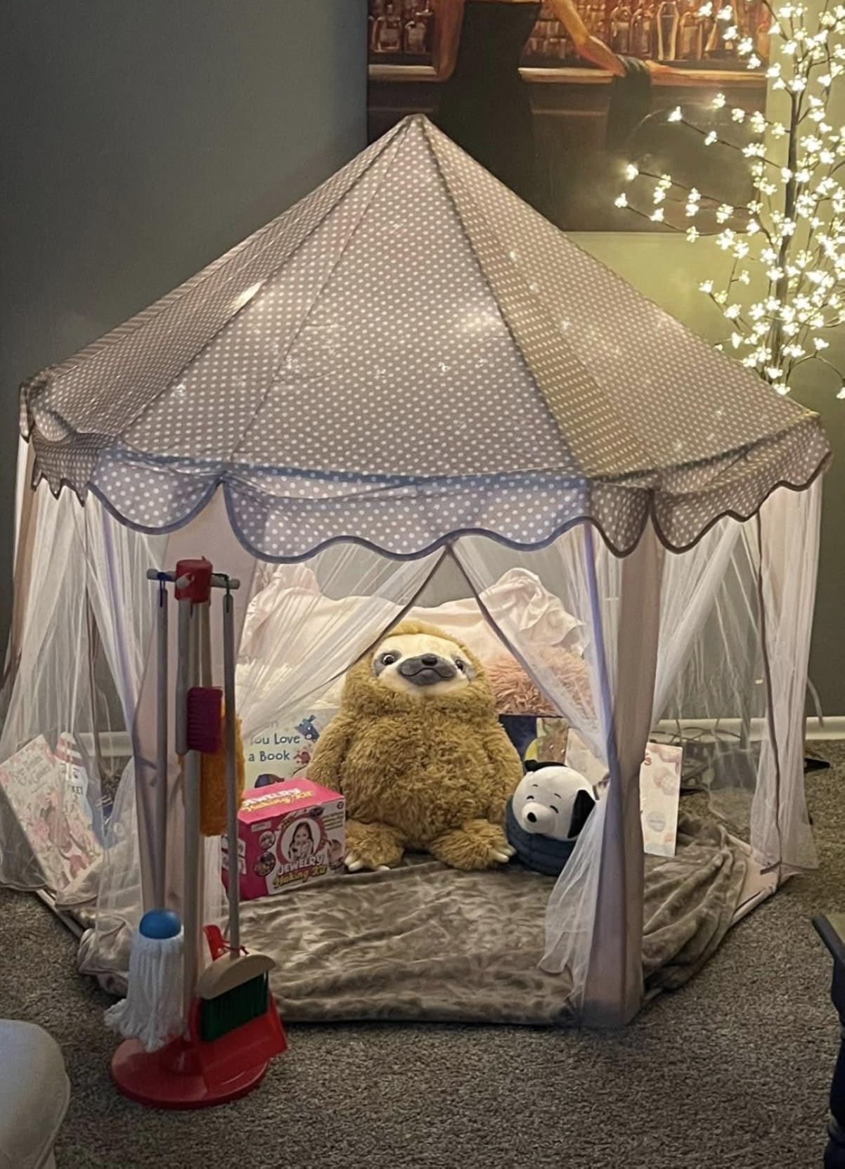Monobeach Princess Tent Girls Large Playhouse Kids Castle Play Tent with Star Lights Toy for Children Indoor and Outdoor Games, 55'' x 53'' (DxH) customer photo 2