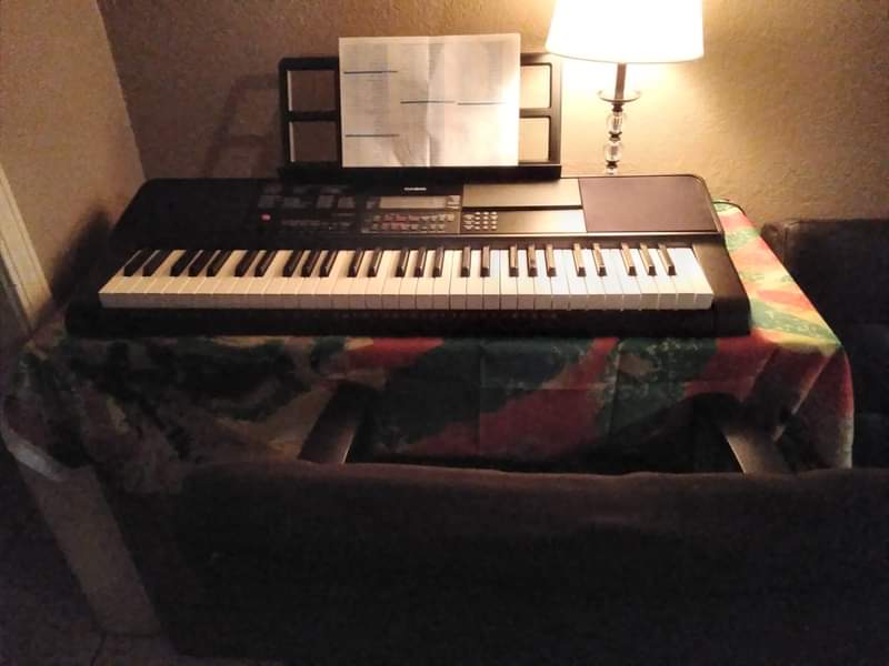 CT-X700 - Portable 61-Key Keyboard | 600 Tones, 195 Rhythms, and AiX Sound Engine | Perfect for Any Musician customer photo 2