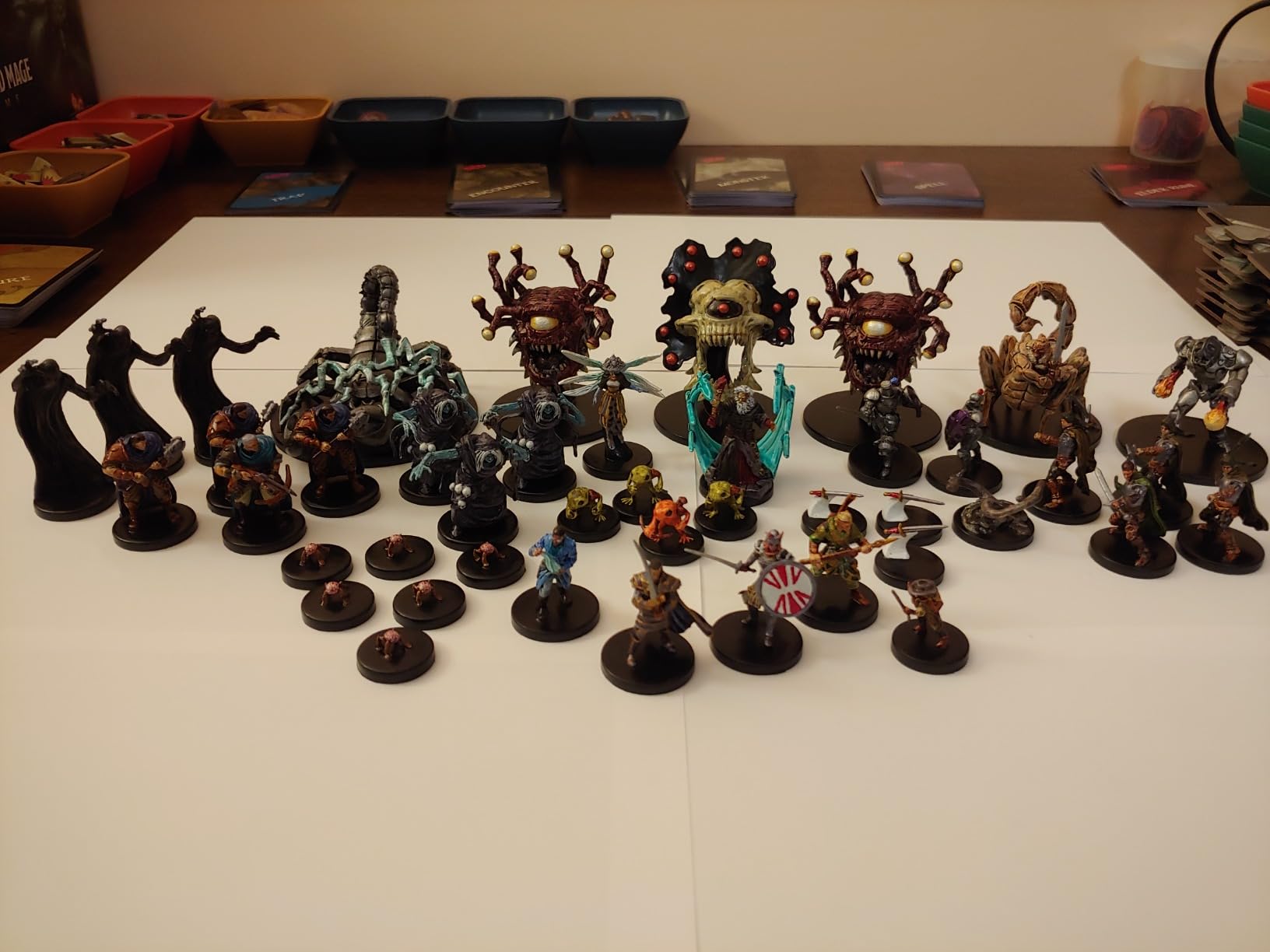 D&D Waterdeep: Dungeon of The Mad Mage Adventure System Board Game - Standard Edition customer photo 2
