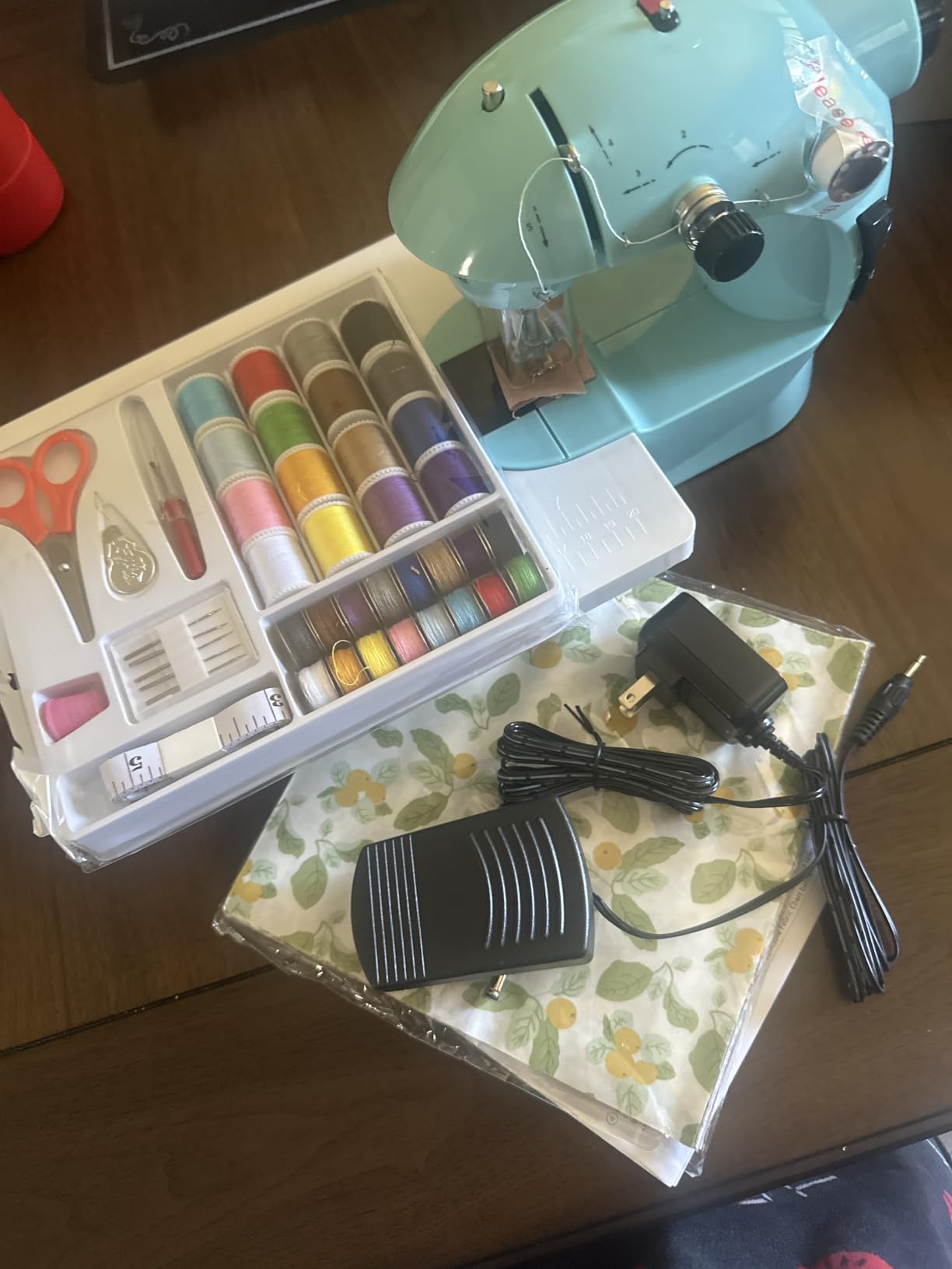Sewing Machine for Beginners [Full Set] with Finger Guard and Fabric Bundles - Mini Sewing Machine with Sewing Kits, Foot Pedal, US Adapter and Extension Table customer photo 2
