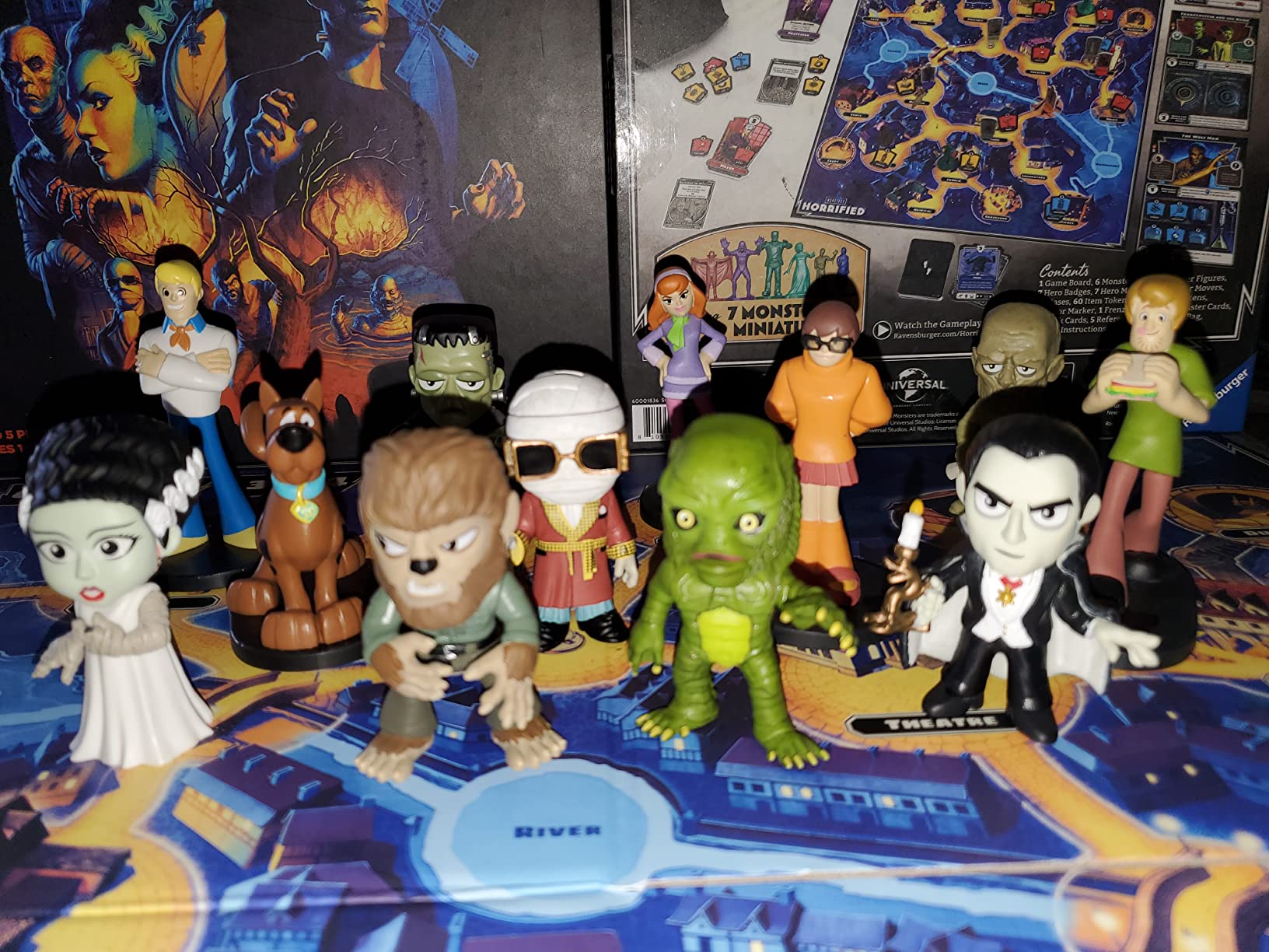 Ravensburger Horrified Games - Universal Monsters - Strategy Board Game - Boost Critical Thinking & Teamwork - Cooperative Gameplay - Unique Monster Challenges - 1 to 5 Players - Adults & Kids 10+ customer photo 1