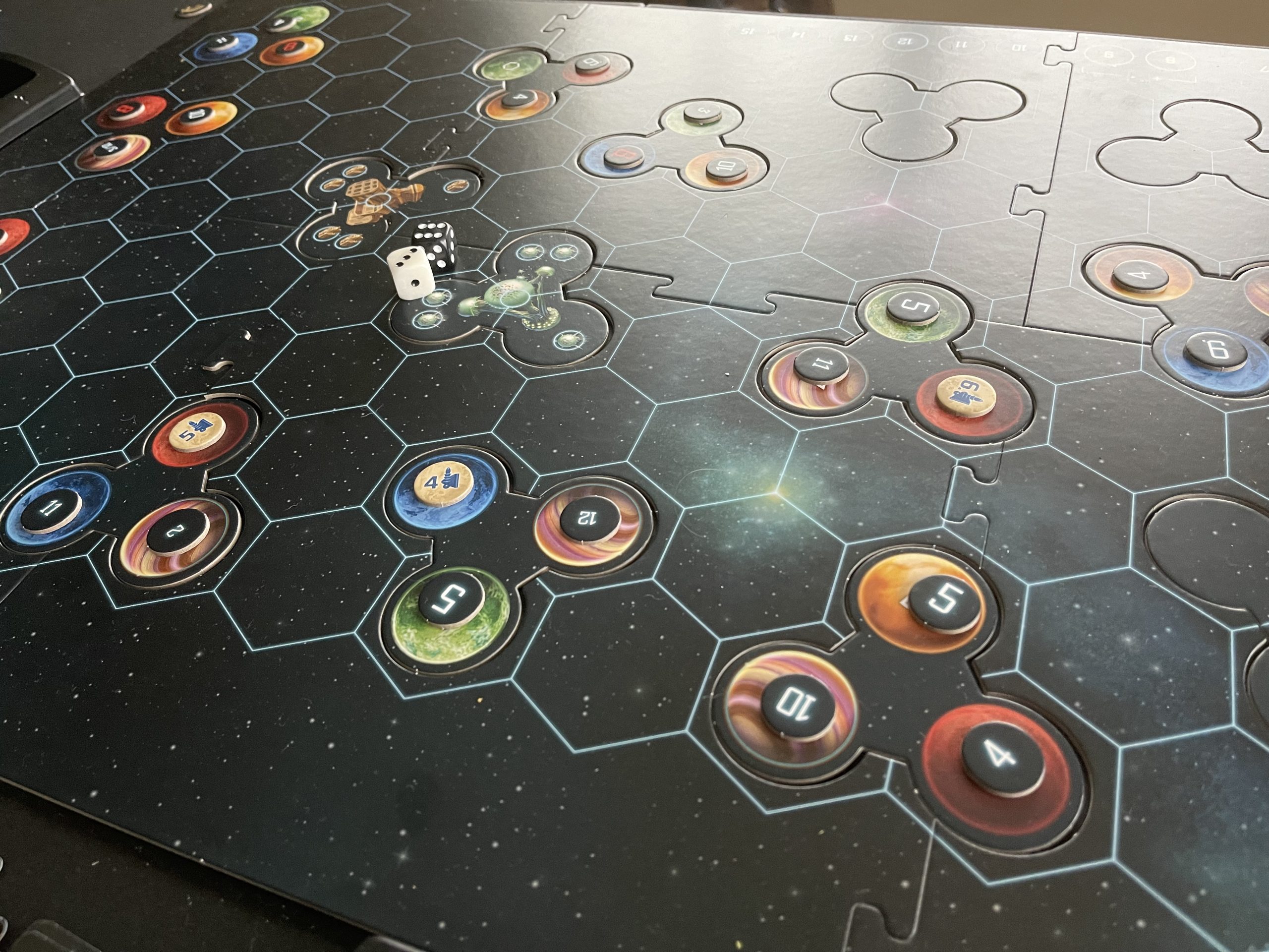CATAN Starfarers Board Game - Compete for Galactic Council Ambassadorship! Strategy Game, Family Game for Kids and Adults, Ages 14+, 3-4 Players, 120 Minute Playtime customer photo 2