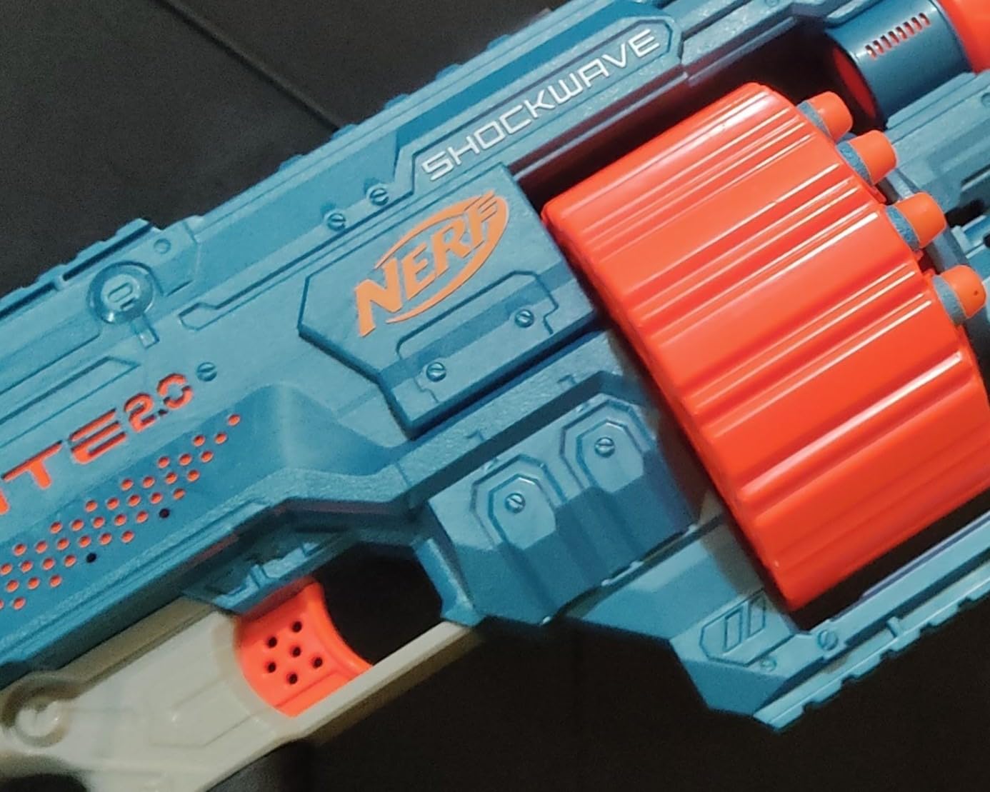 Nerf Elite 2.0 Shockwave RD-15 Dart Blaster, 30 Nerf Elite Darts, 15-Dart Rotating Drum customer photo 2