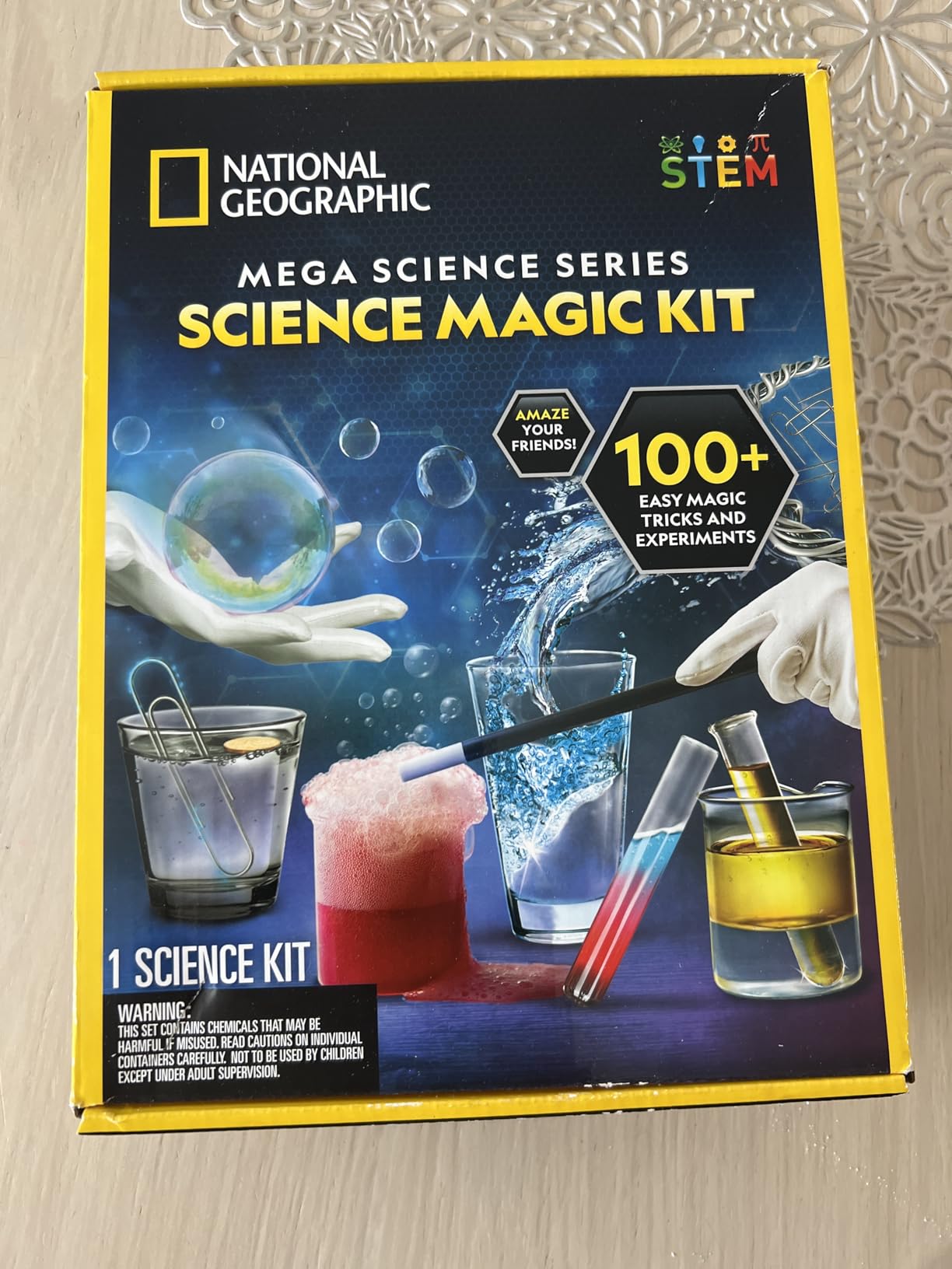 NATIONAL GEOGRAPHIC Science Magic Kit - Science Kit for Kids with 100+ Unique Experiments and Magic Tricks, Chemistry Set and STEM Project, A Great Gift for Boys and Girls customer photo 1