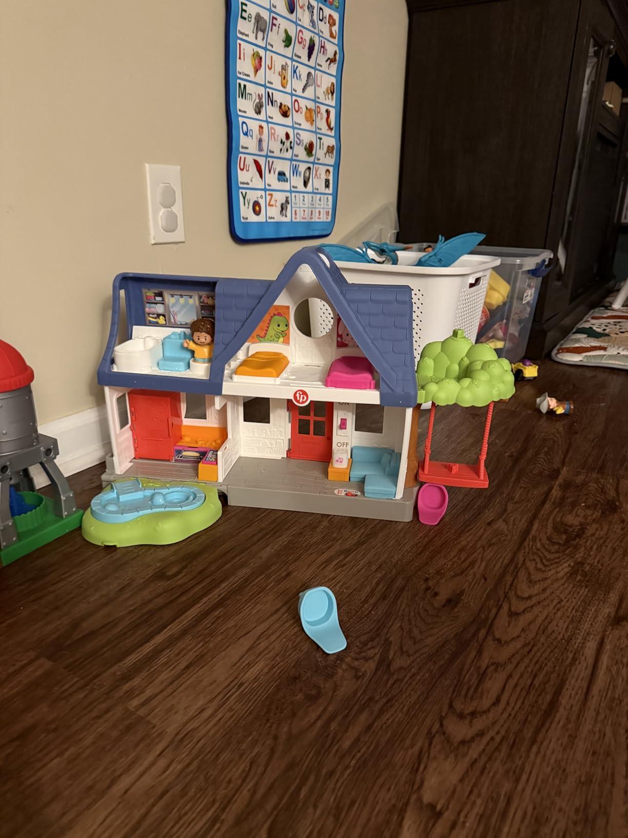 Fisher-Price Little People Toddler Toy Friends Together Play House Pretend Playset with Learning Songs for Preschool Kids Ages 1+ Years customer photo 1