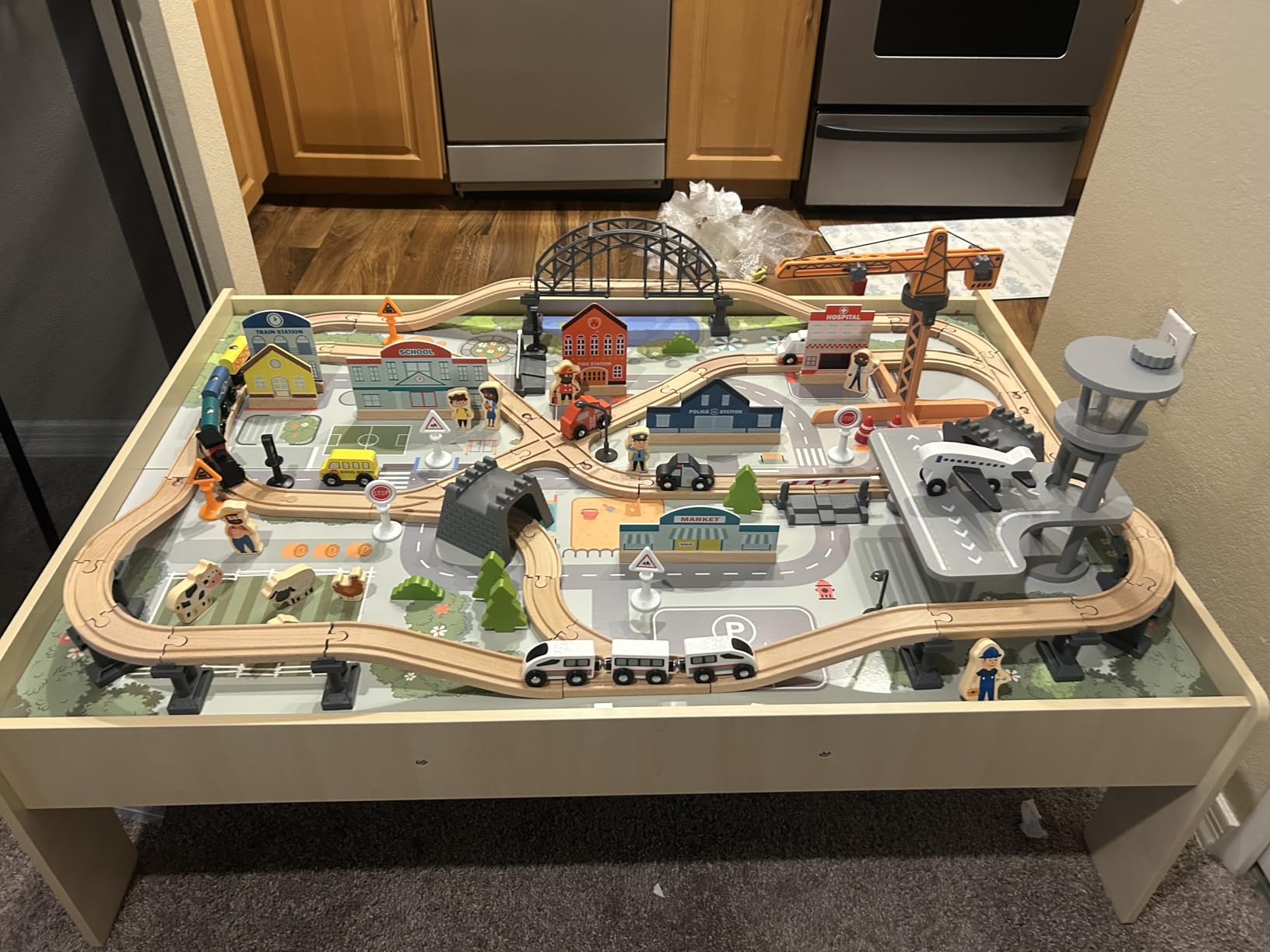 Amazon Basics 120 Piece Wooden Train Set with Activity Table, Sturdy Tracks, Storage Bin, Easy to Assemble, Kids Gift for Age 3Y+ customer photo 1