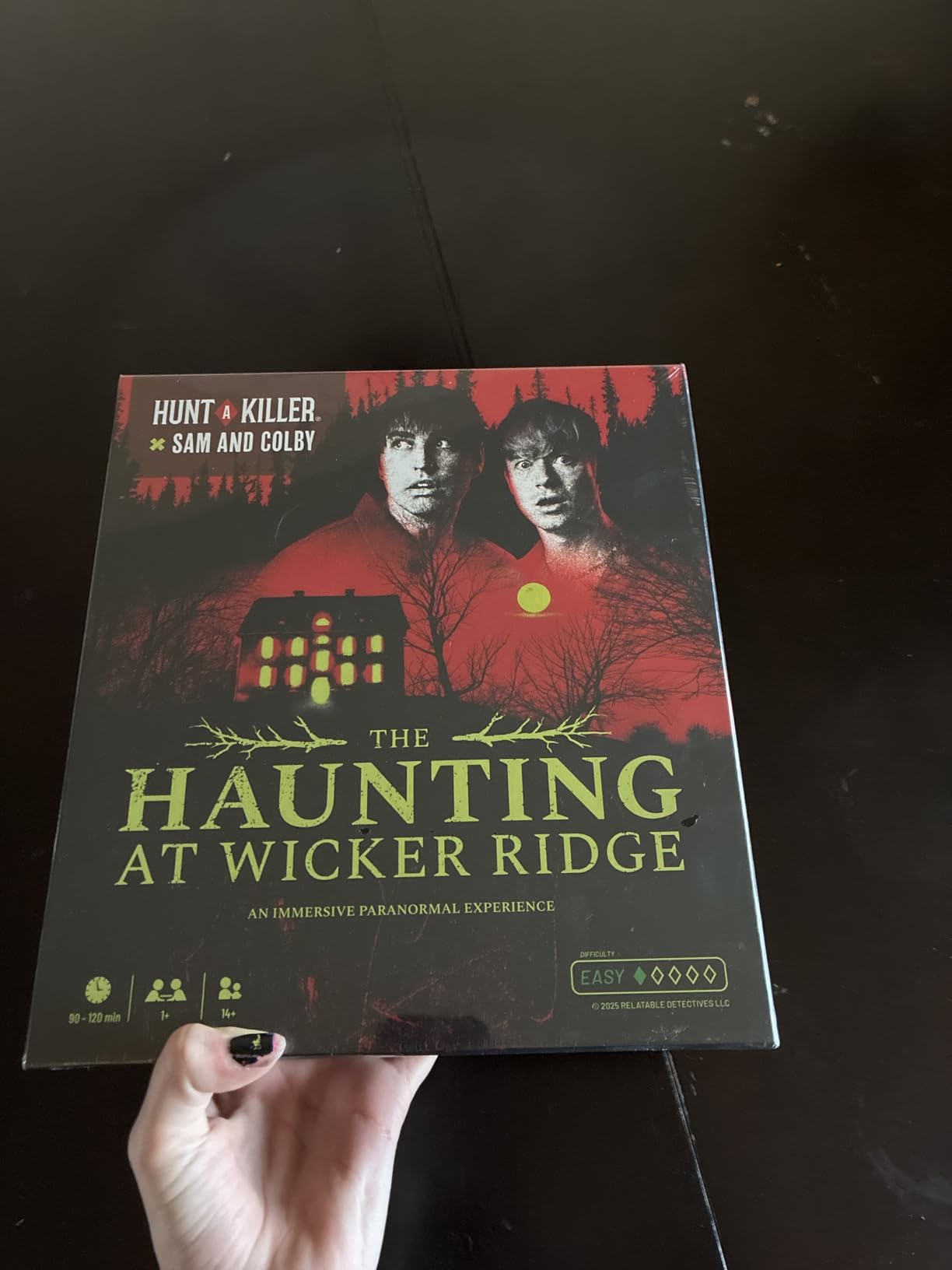 Hunt A Killer: Body On The Boardwalk, Catch the Amusement Park Killer, Interactive Unsolved Mysteries Game, Mystery Box for Game Night, Murder Mysteries Card, Puzzle & Board Games, For Ages 14 and up customer photo 1